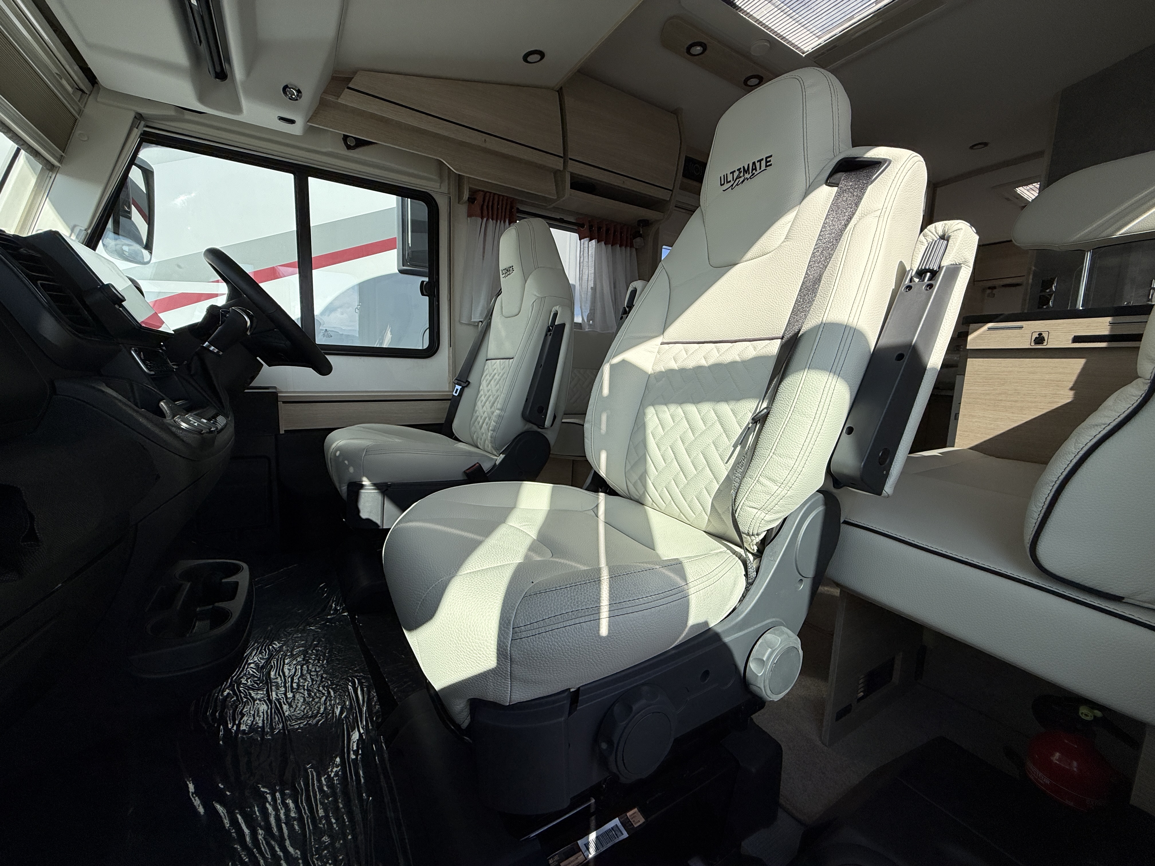 20250929 104231590 IOS