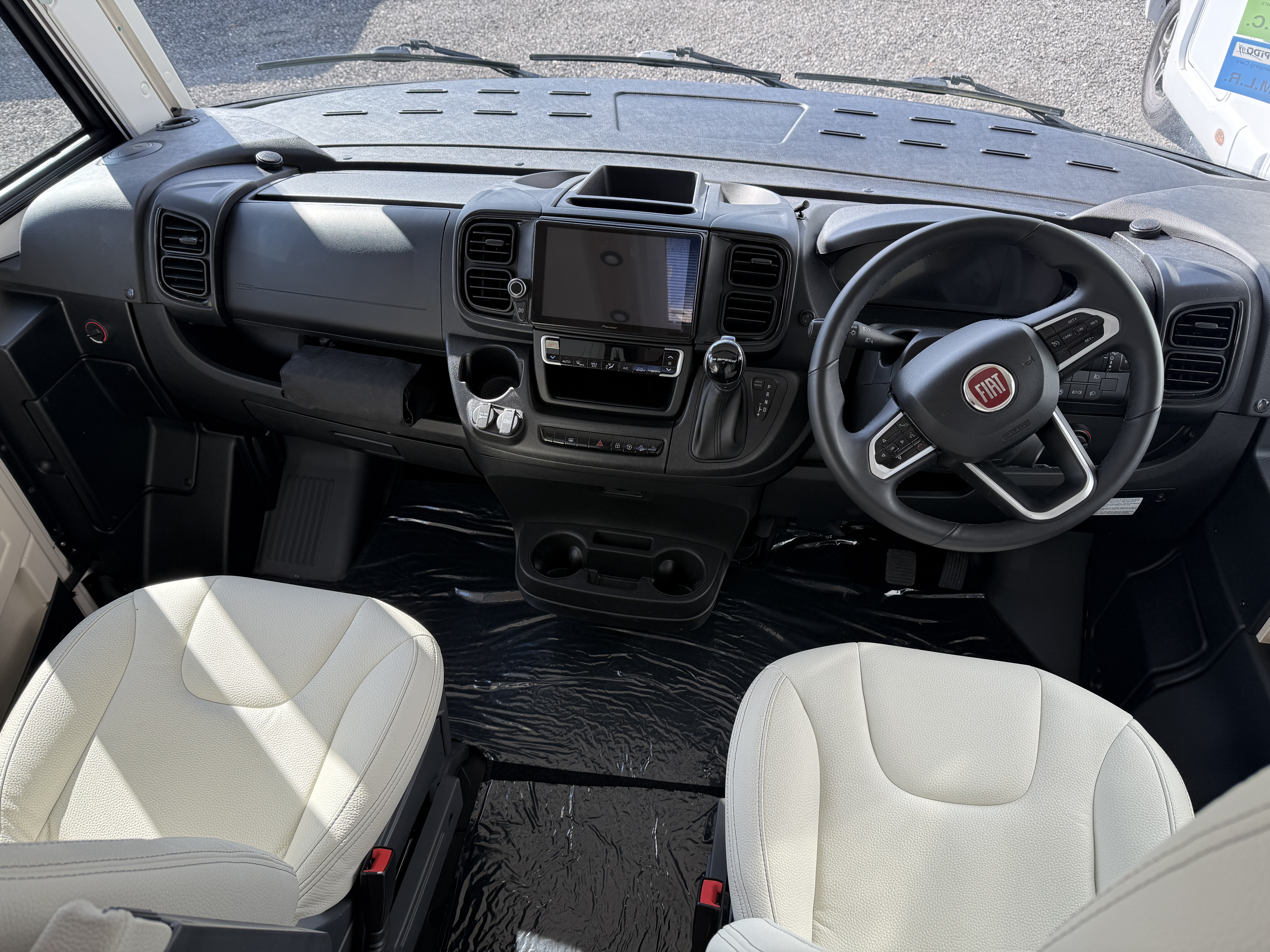 20250929 104317185 IOS