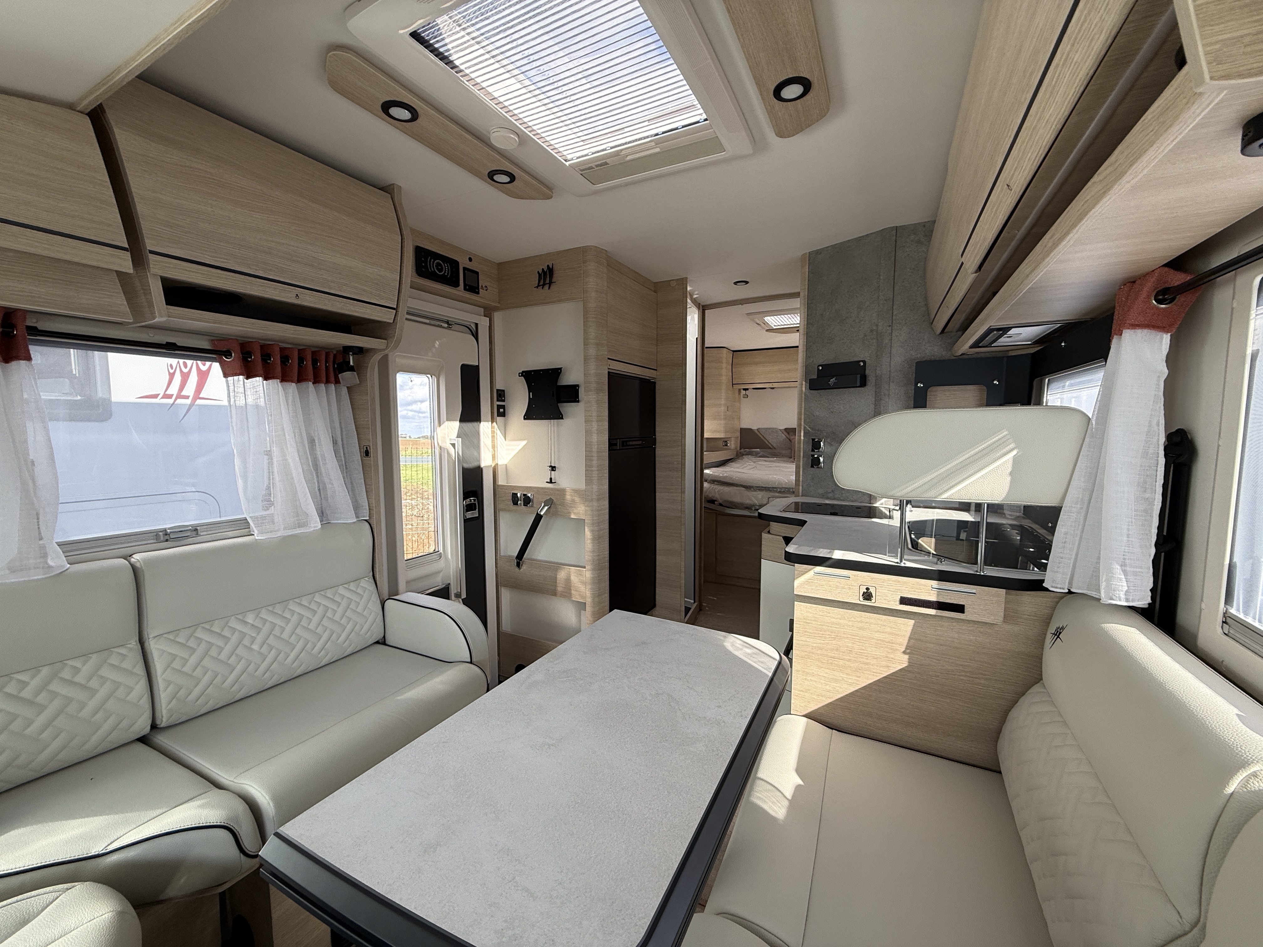 20250929 104422773 IOS