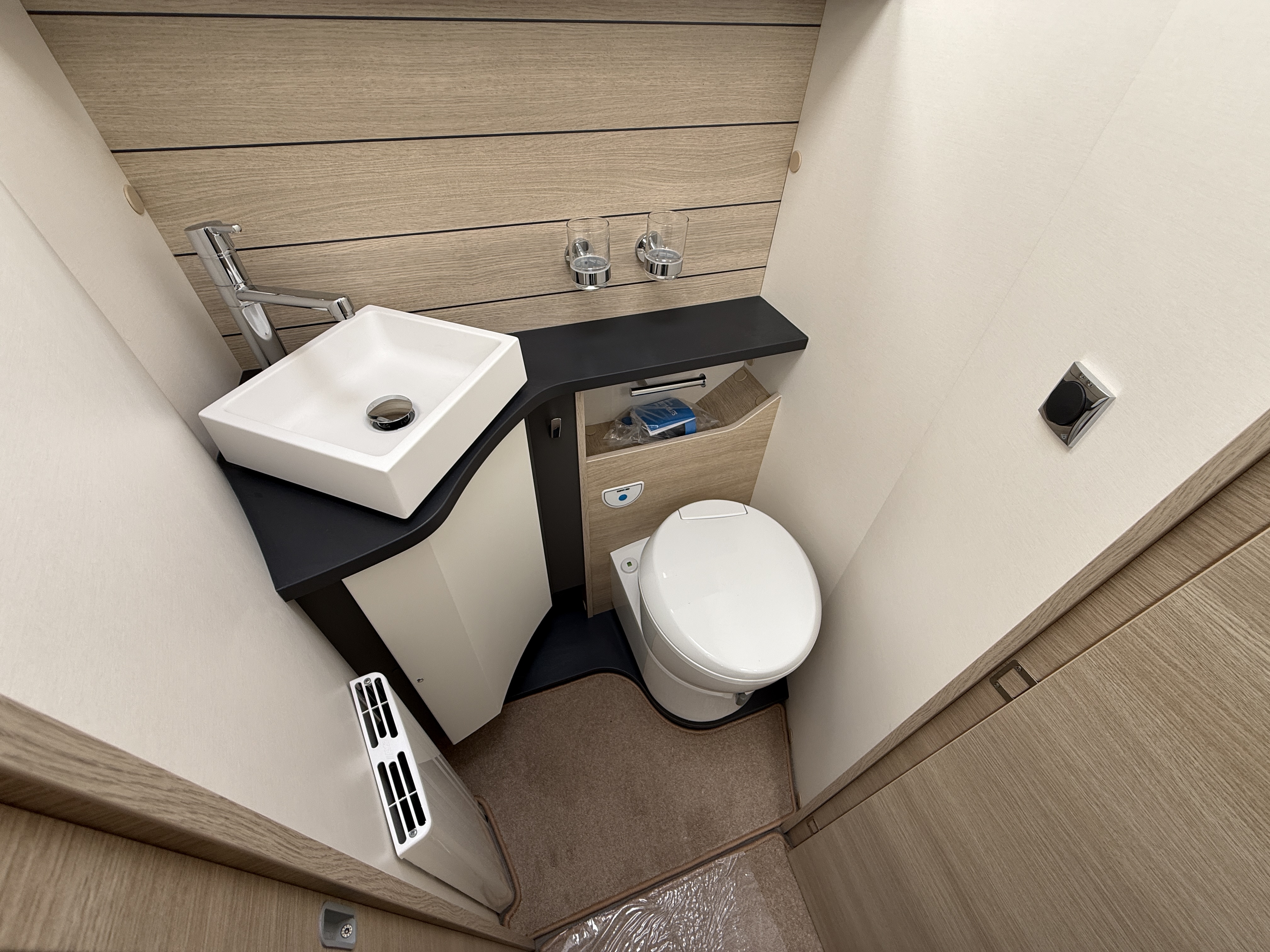 20250929 104512336 IOS