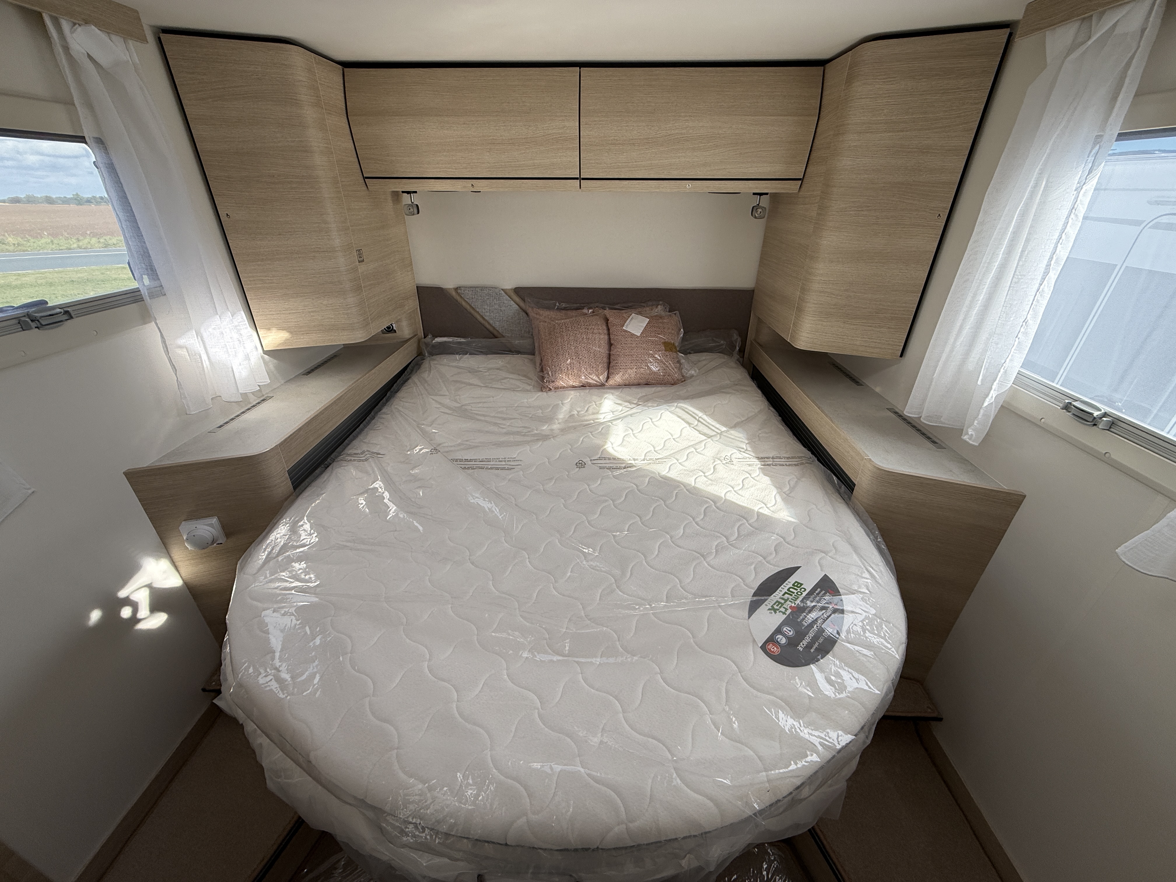 20250929 104530187 IOS