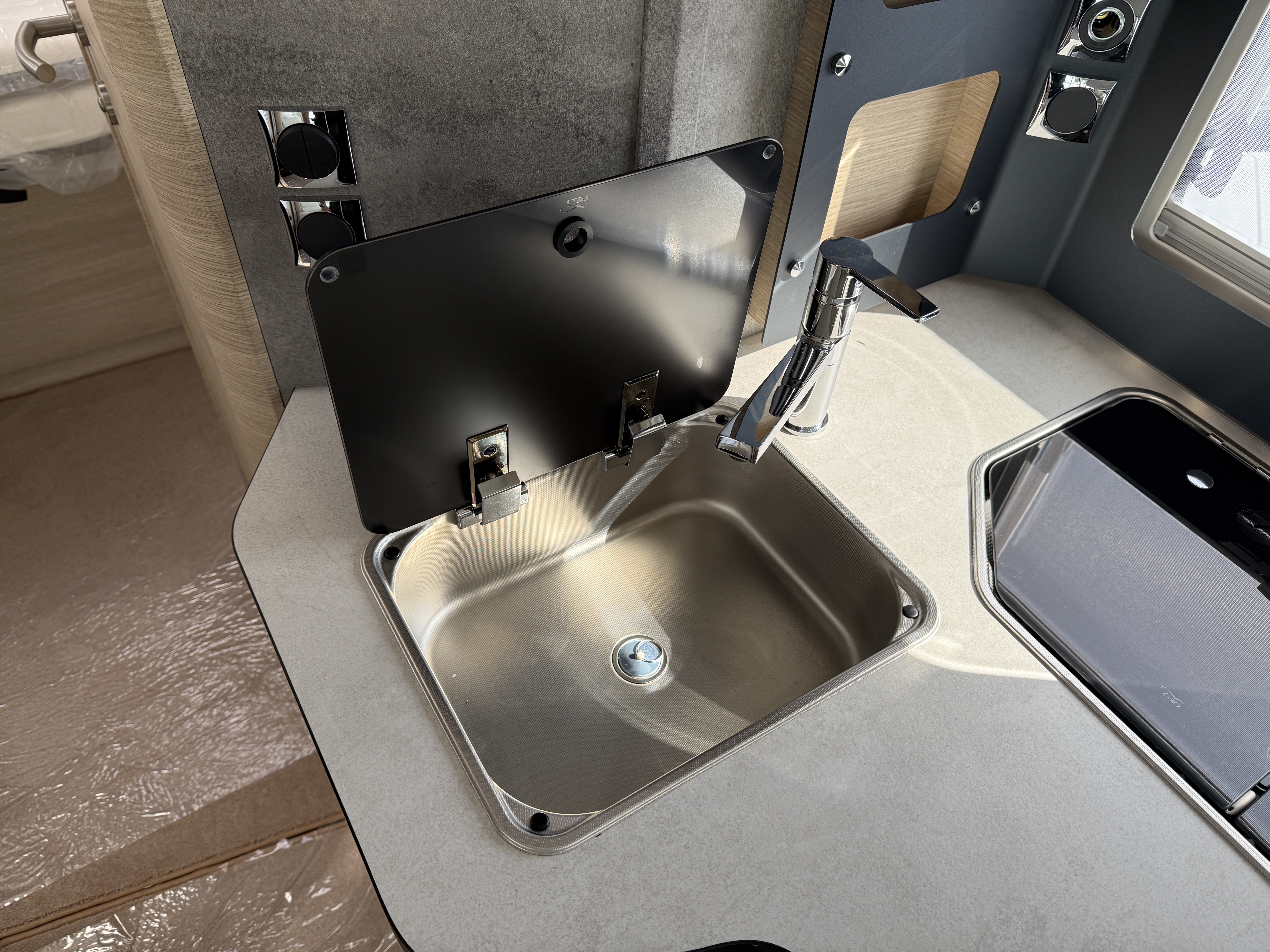 20250929 104722983 IOS