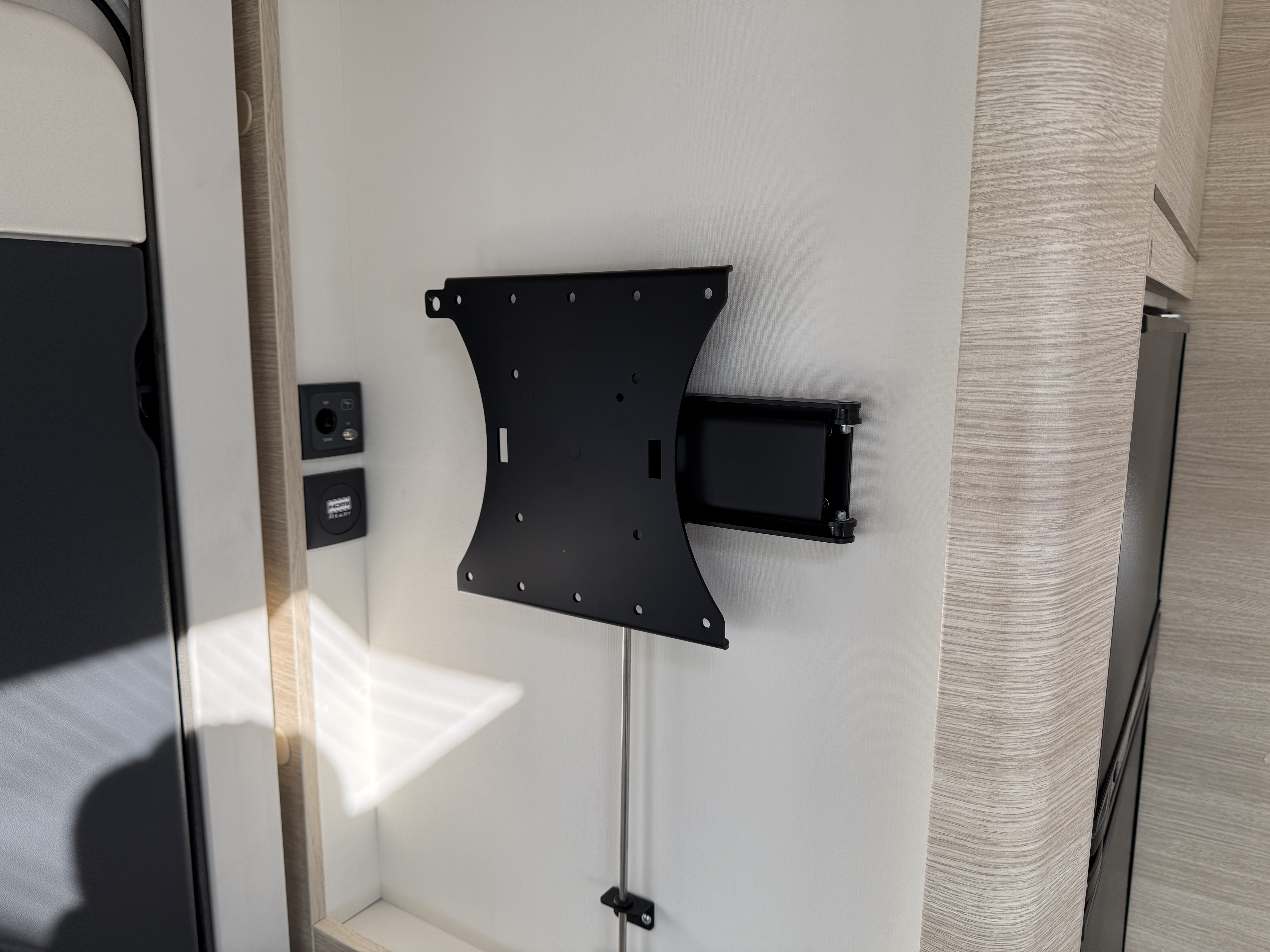 20250929 104803586 IOS