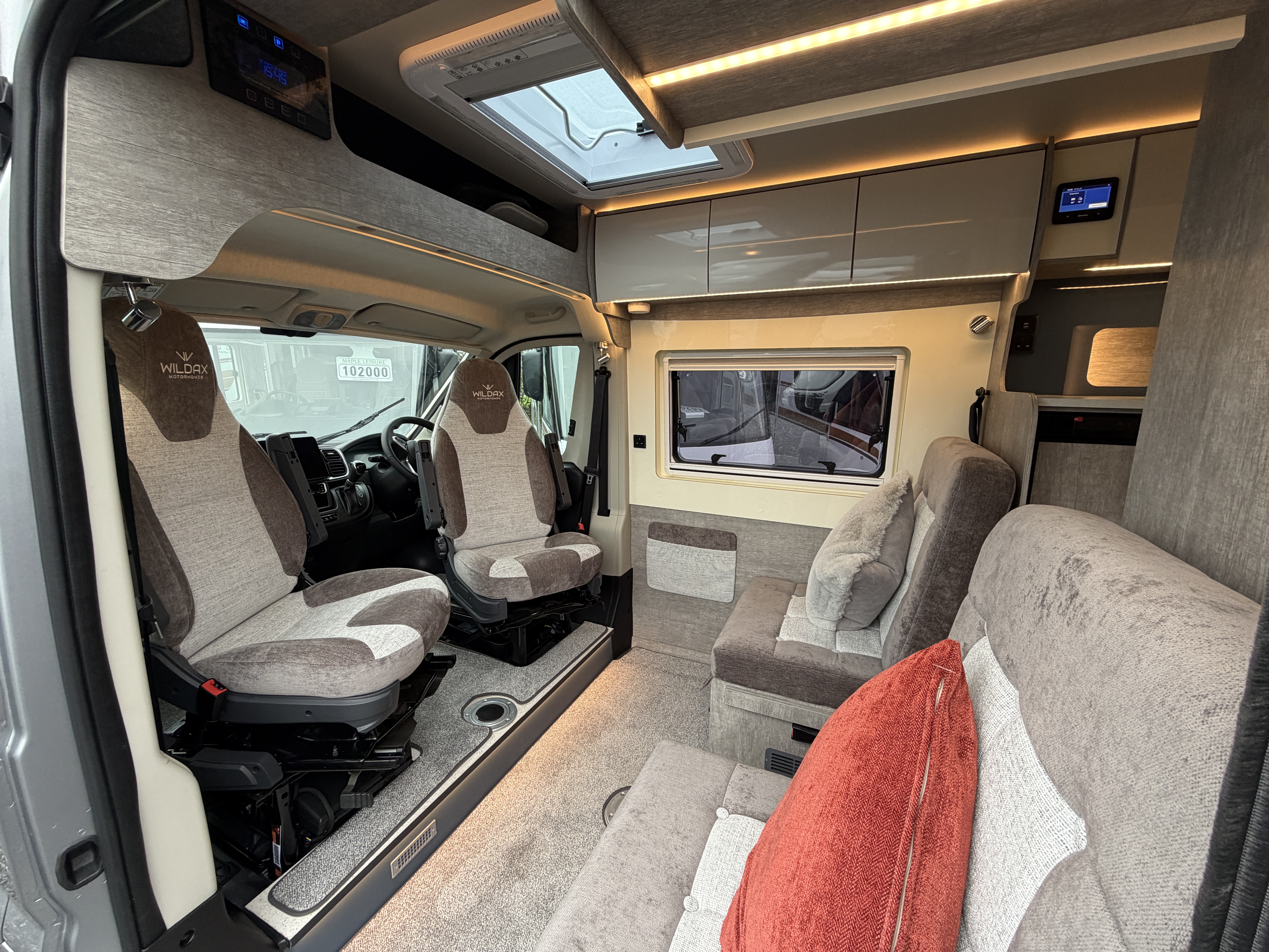 20251106 144006947 IOS