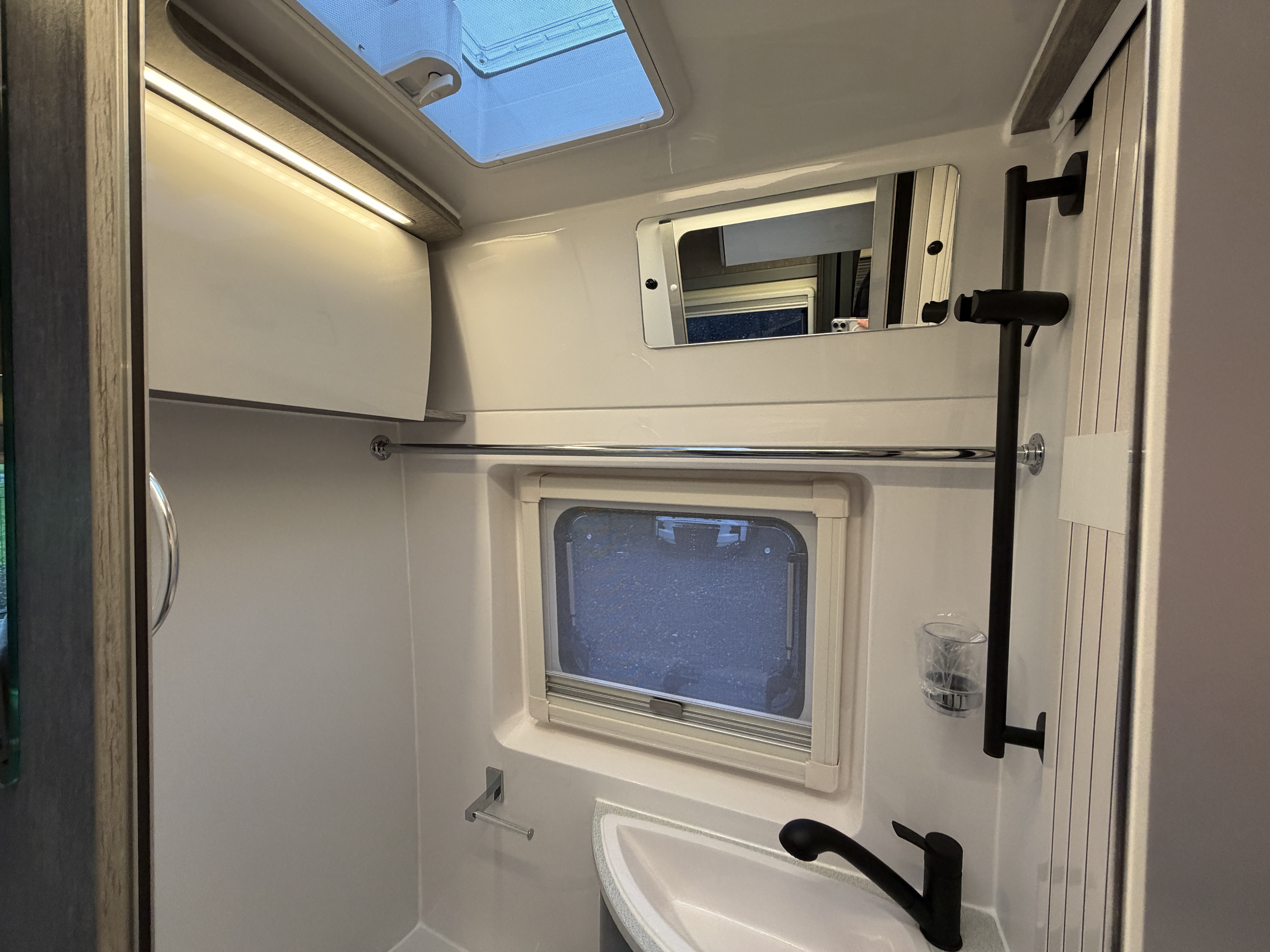 20251111 145613991 IOS