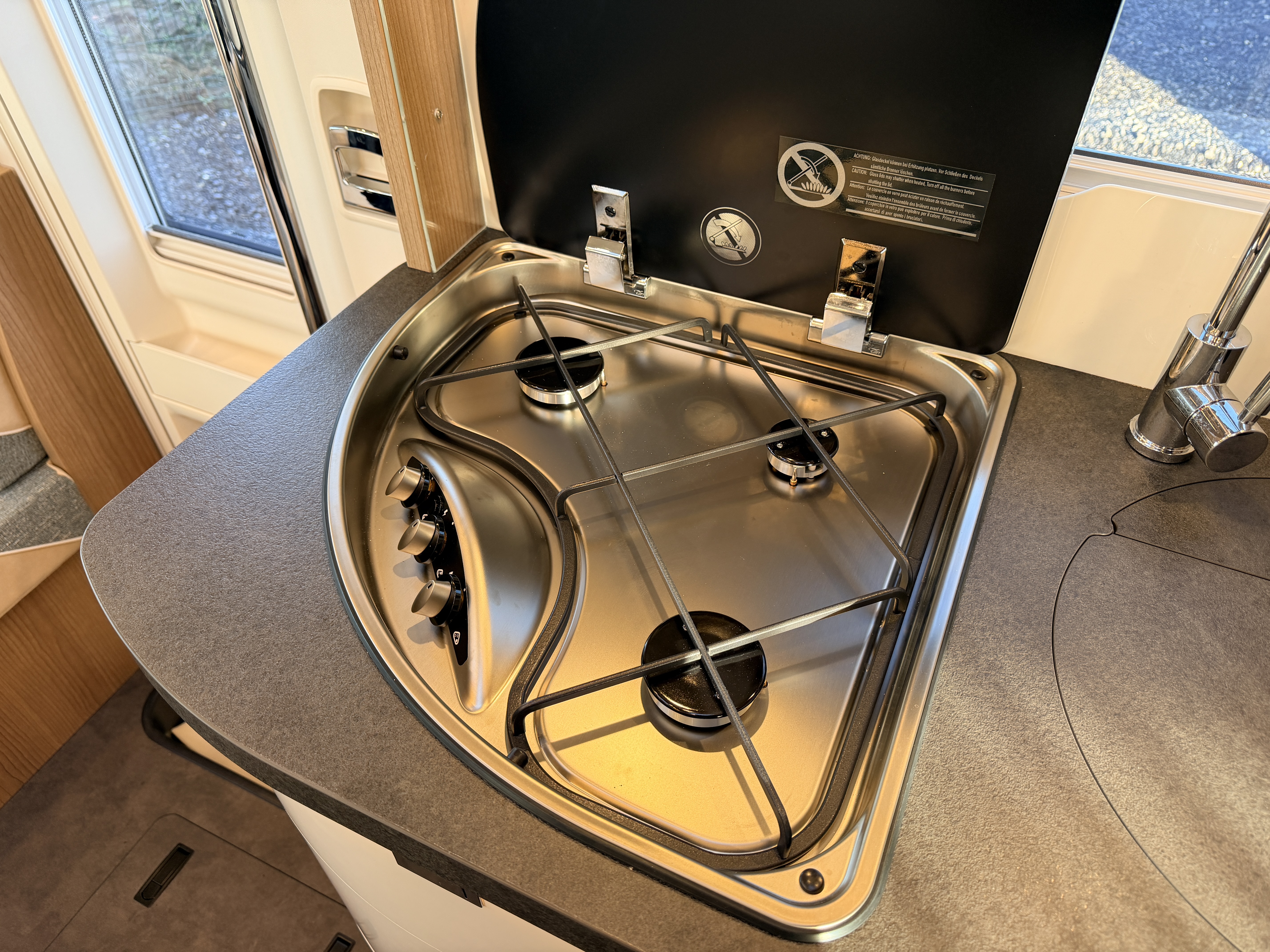 20251202 105318382 IOS