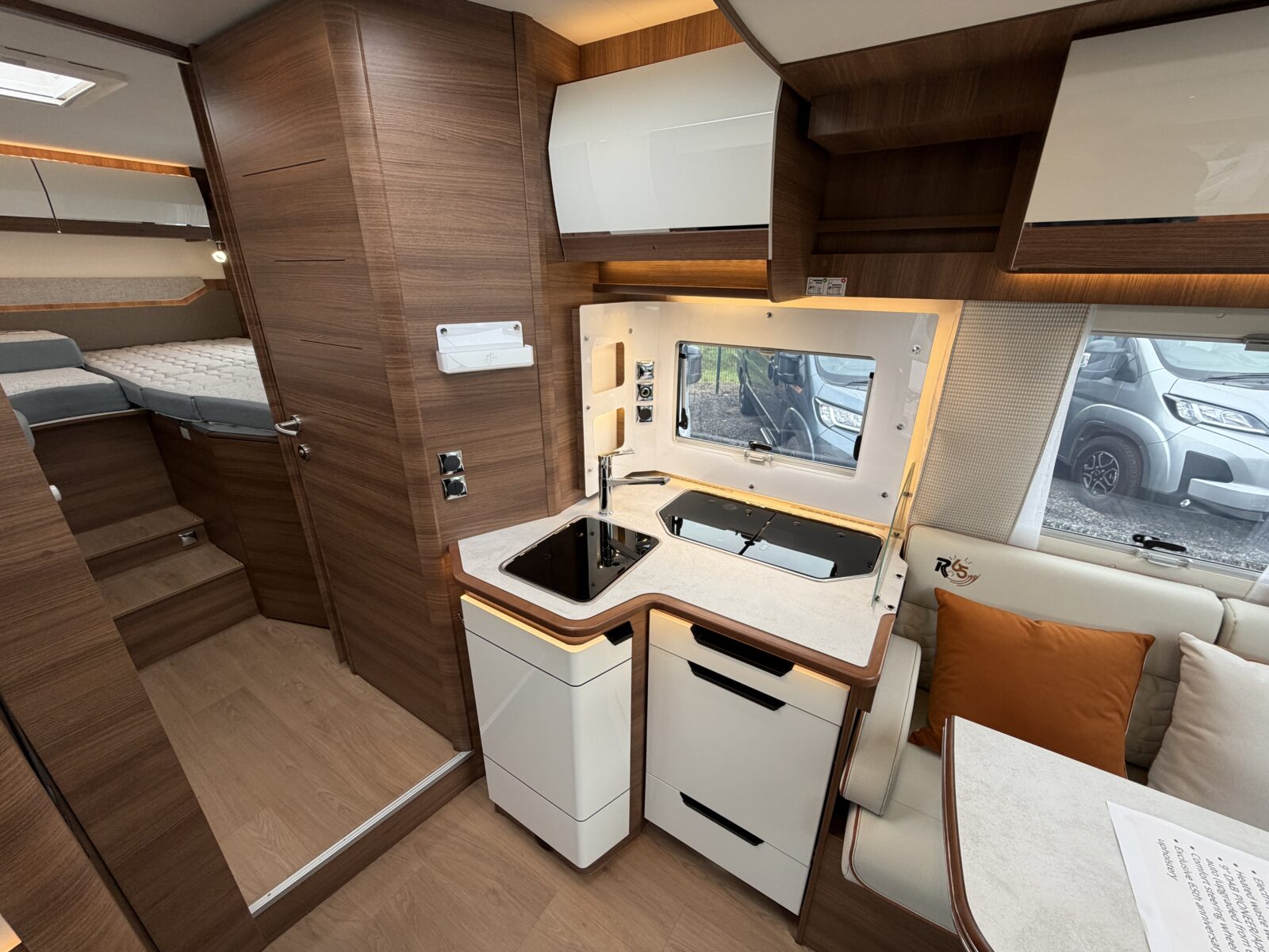 20251106 115011536 IOS