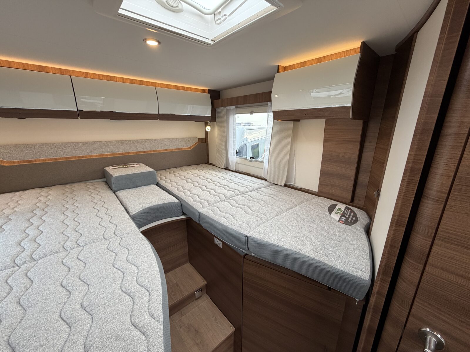 20251106 115032816 IOS