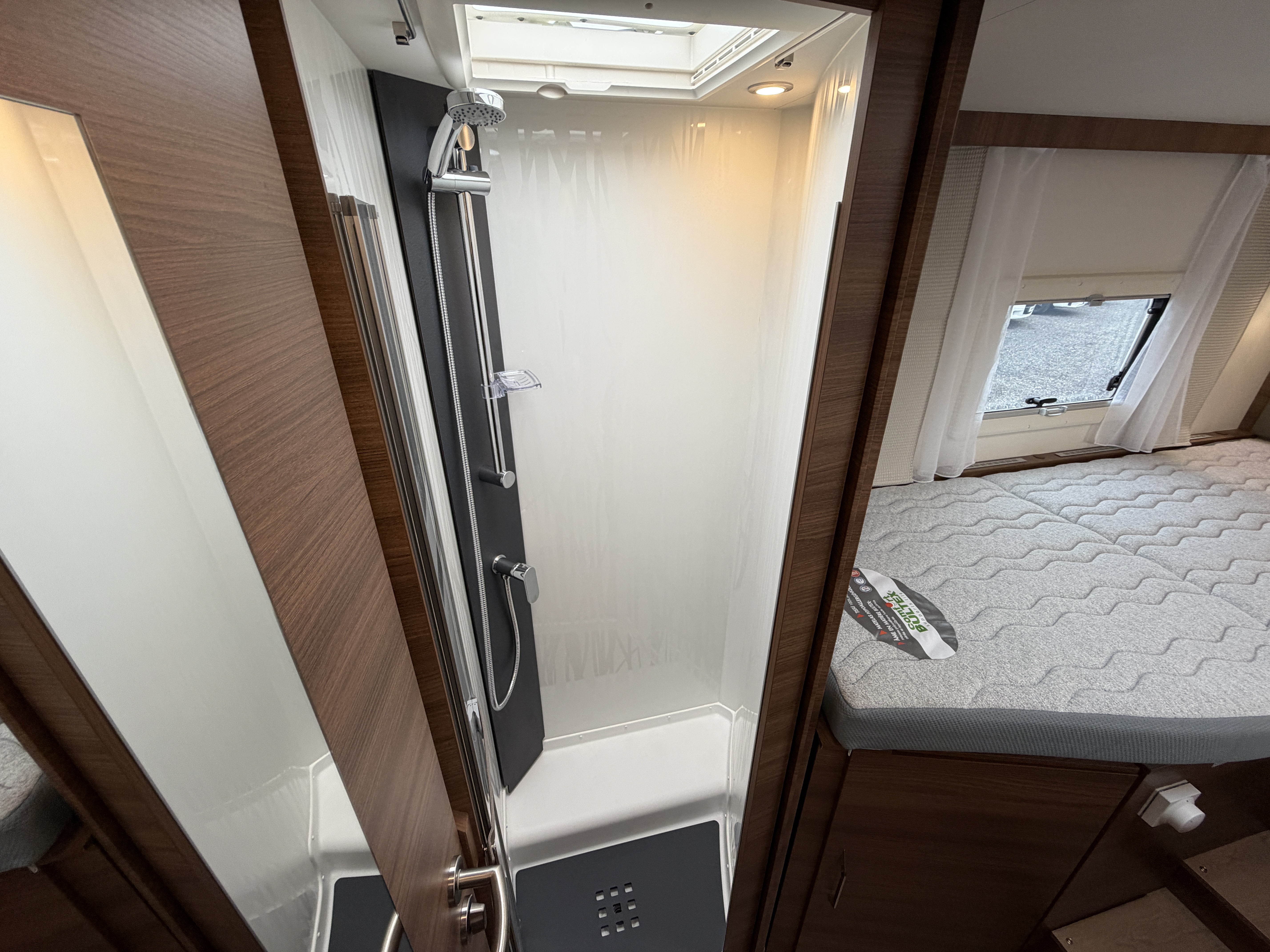 20251106 115056451 IOS