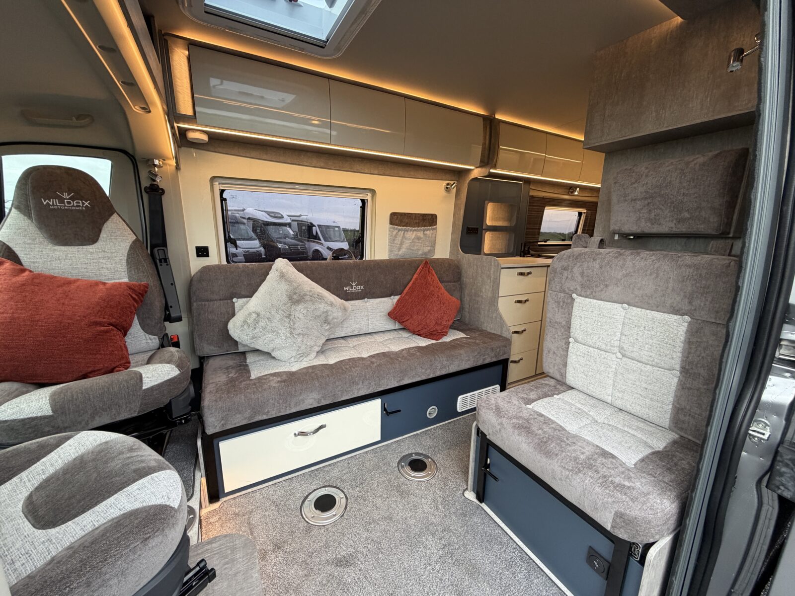 20251111 144355826 IOS