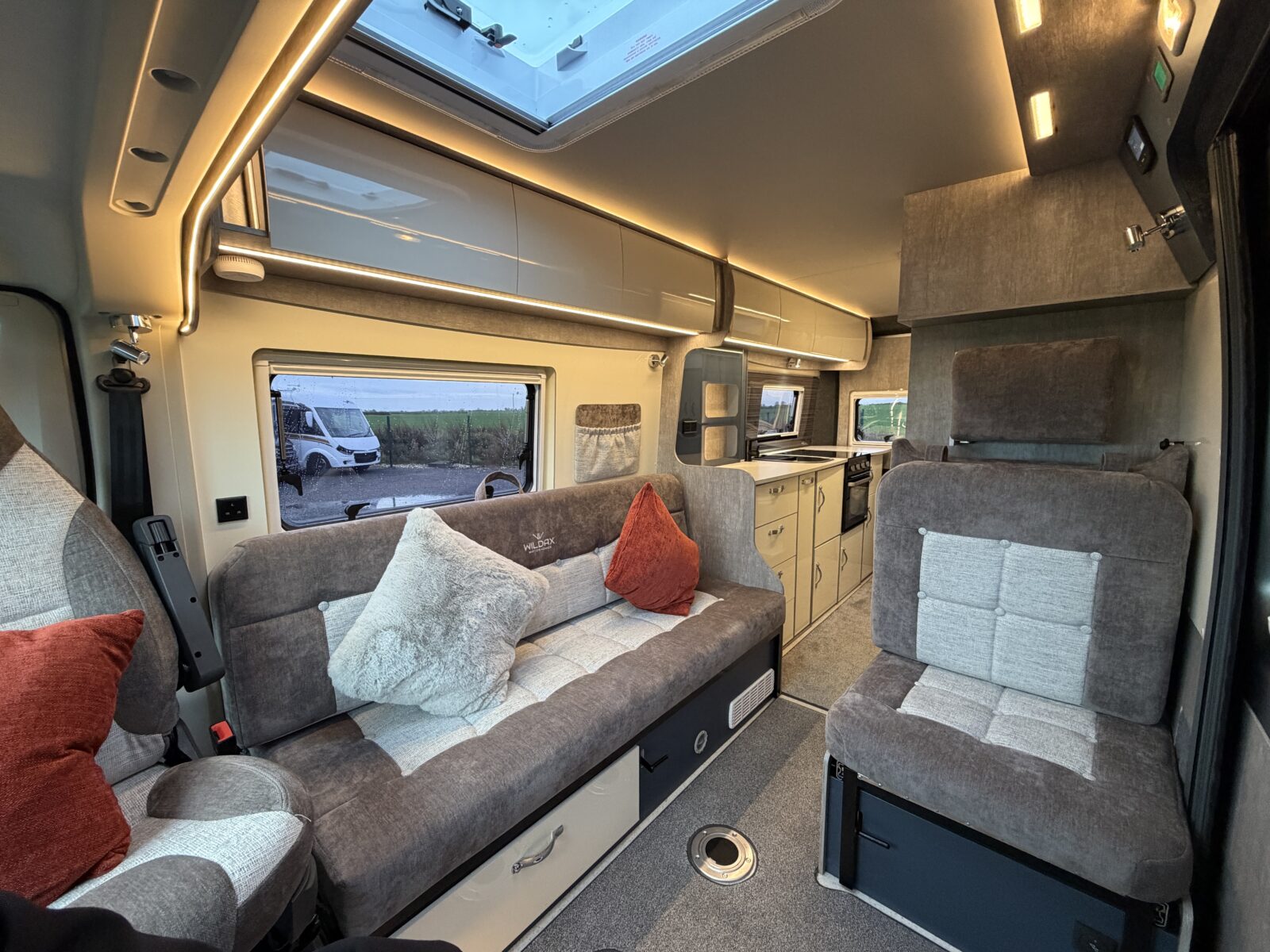 20251111 144412599 IOS