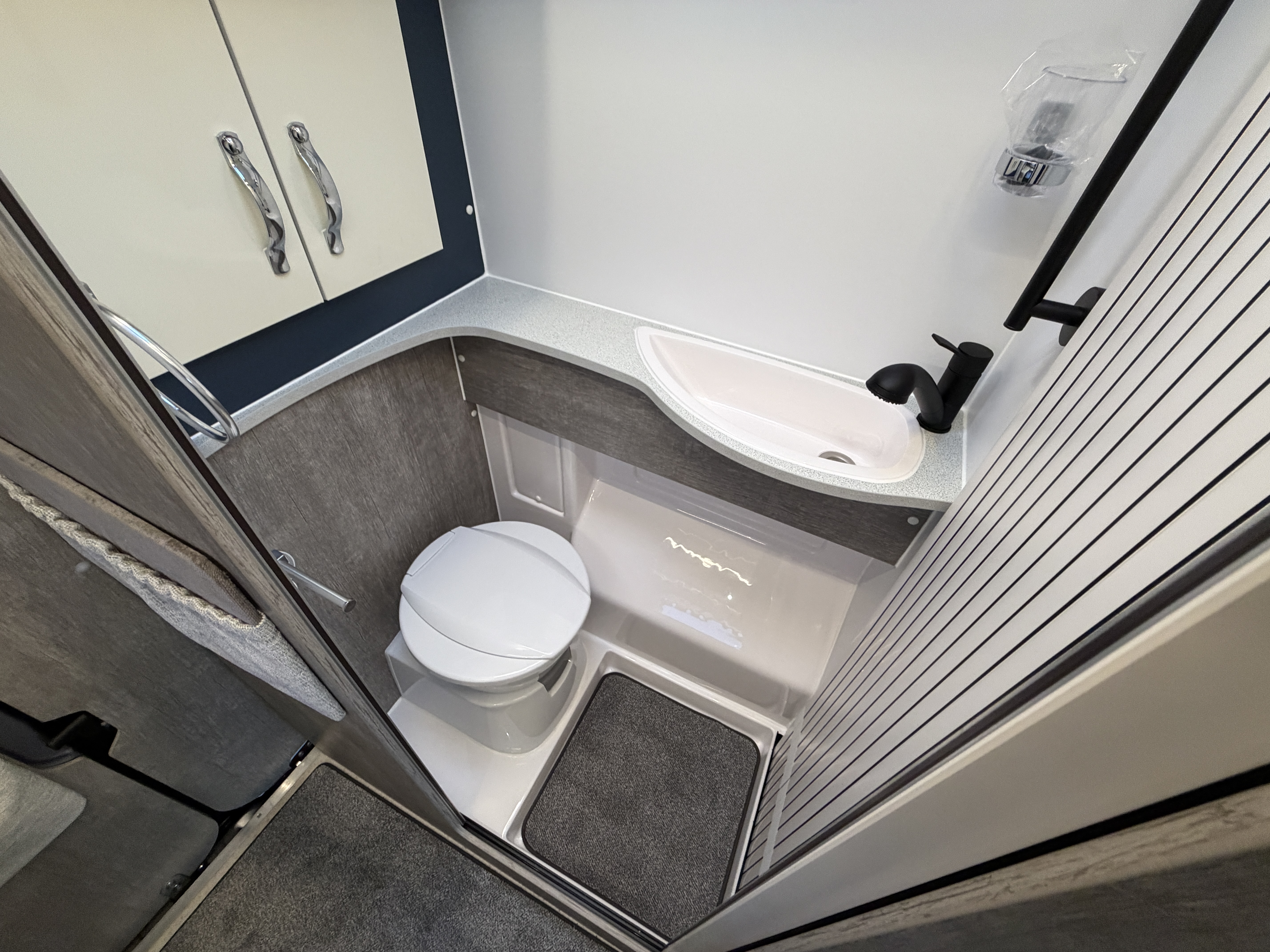 20251111 144447196 IOS