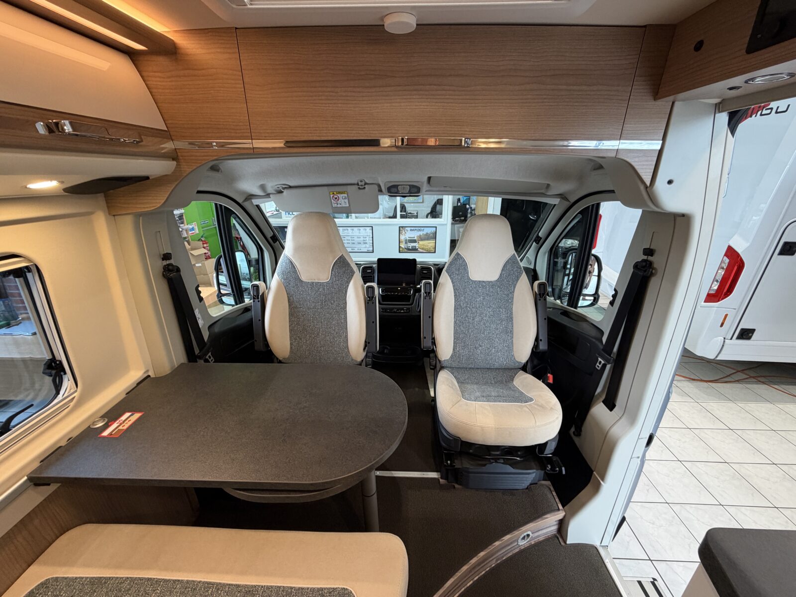 20251112 112203822 IOS