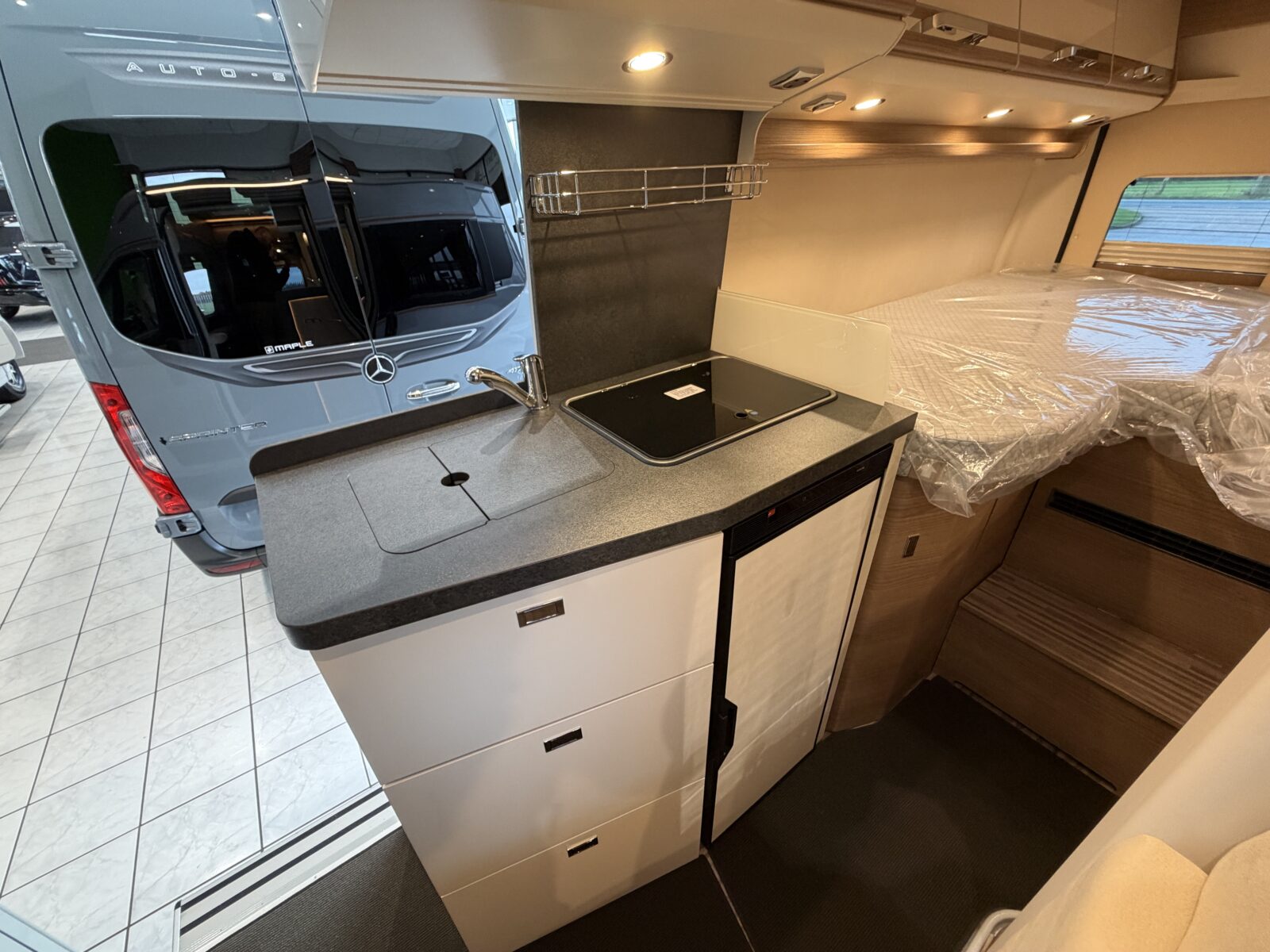 20251112 112217687 IOS