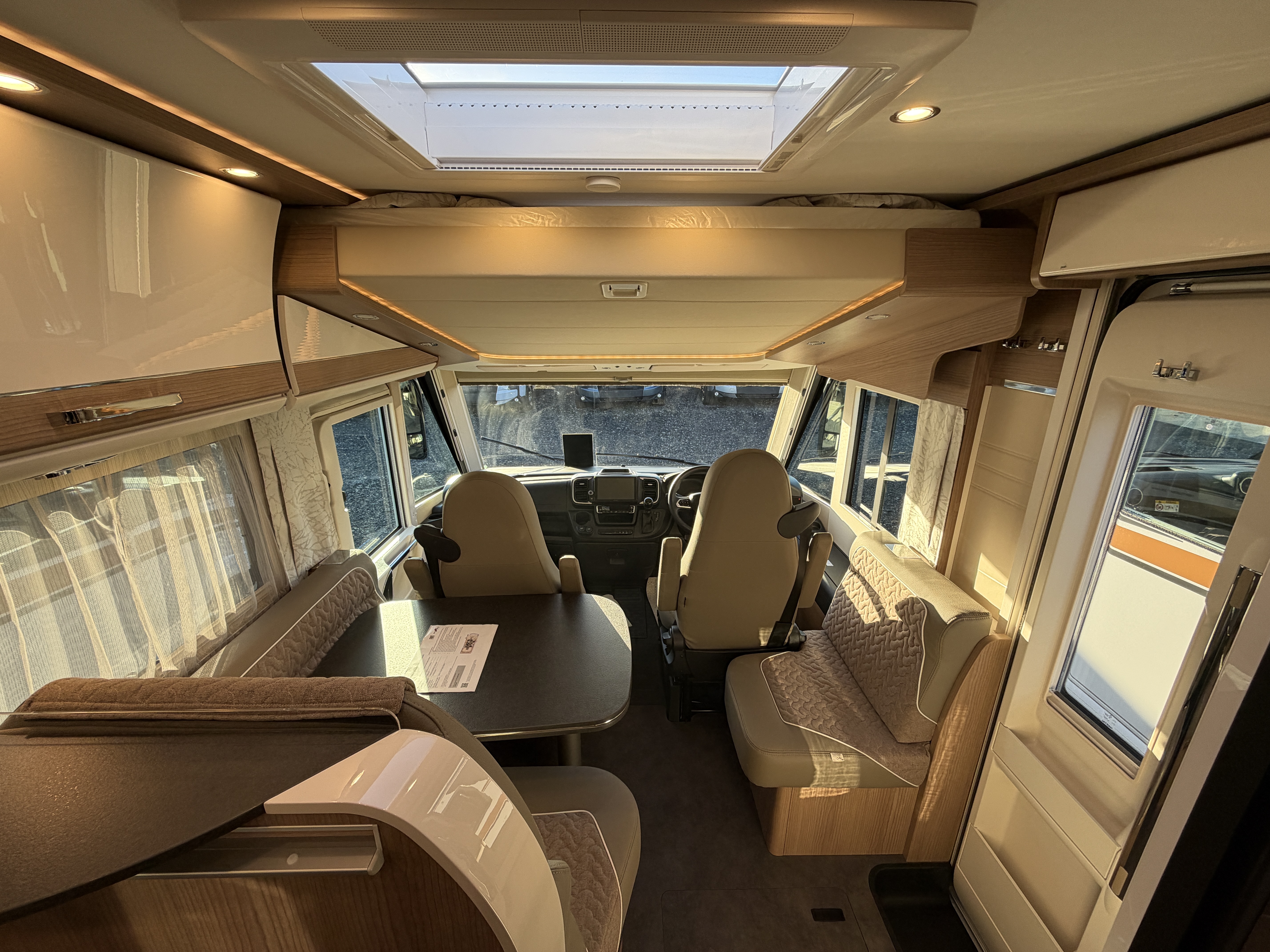 20251113 084114385 IOS