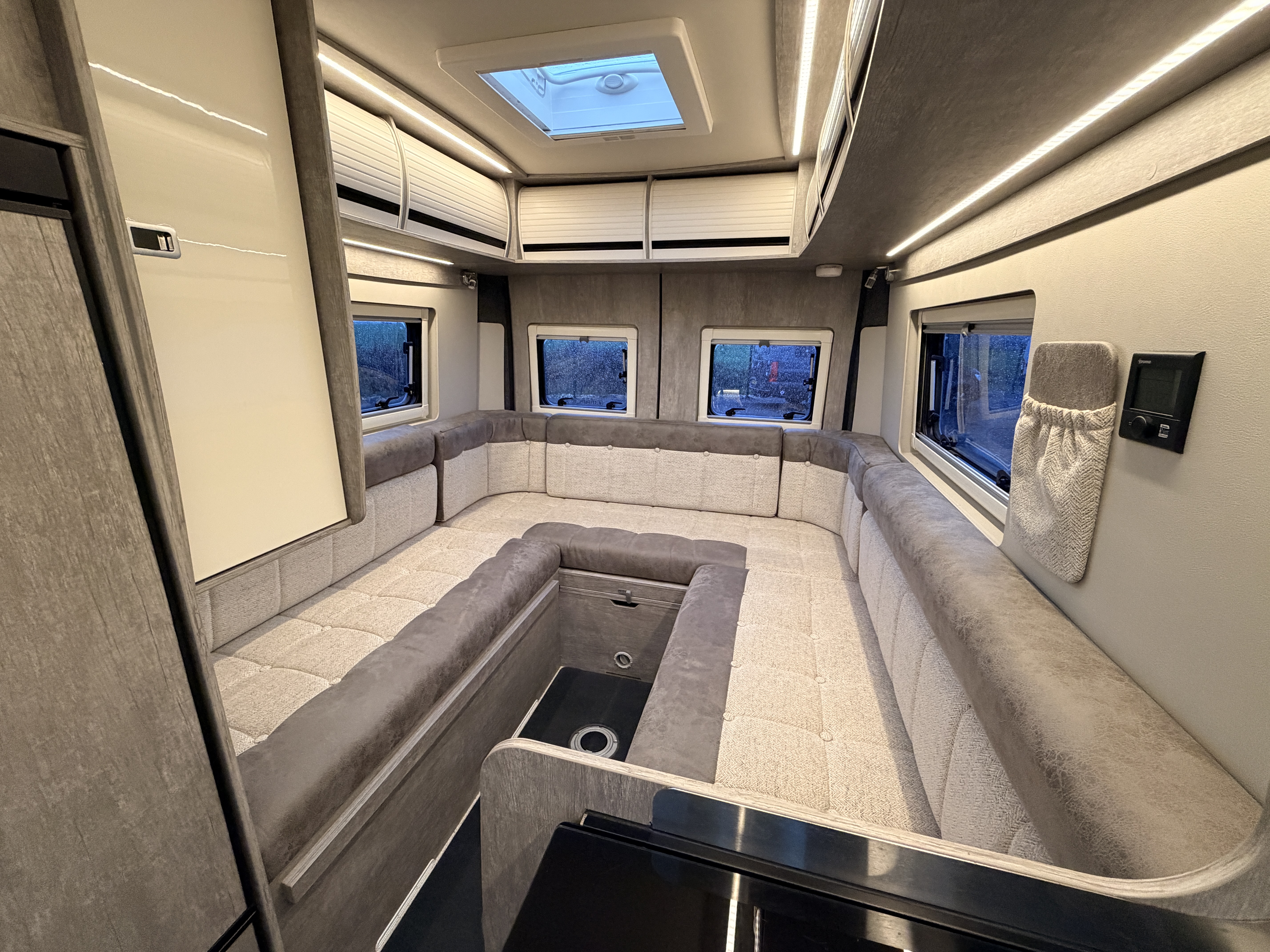 20251118 142122763 IOS