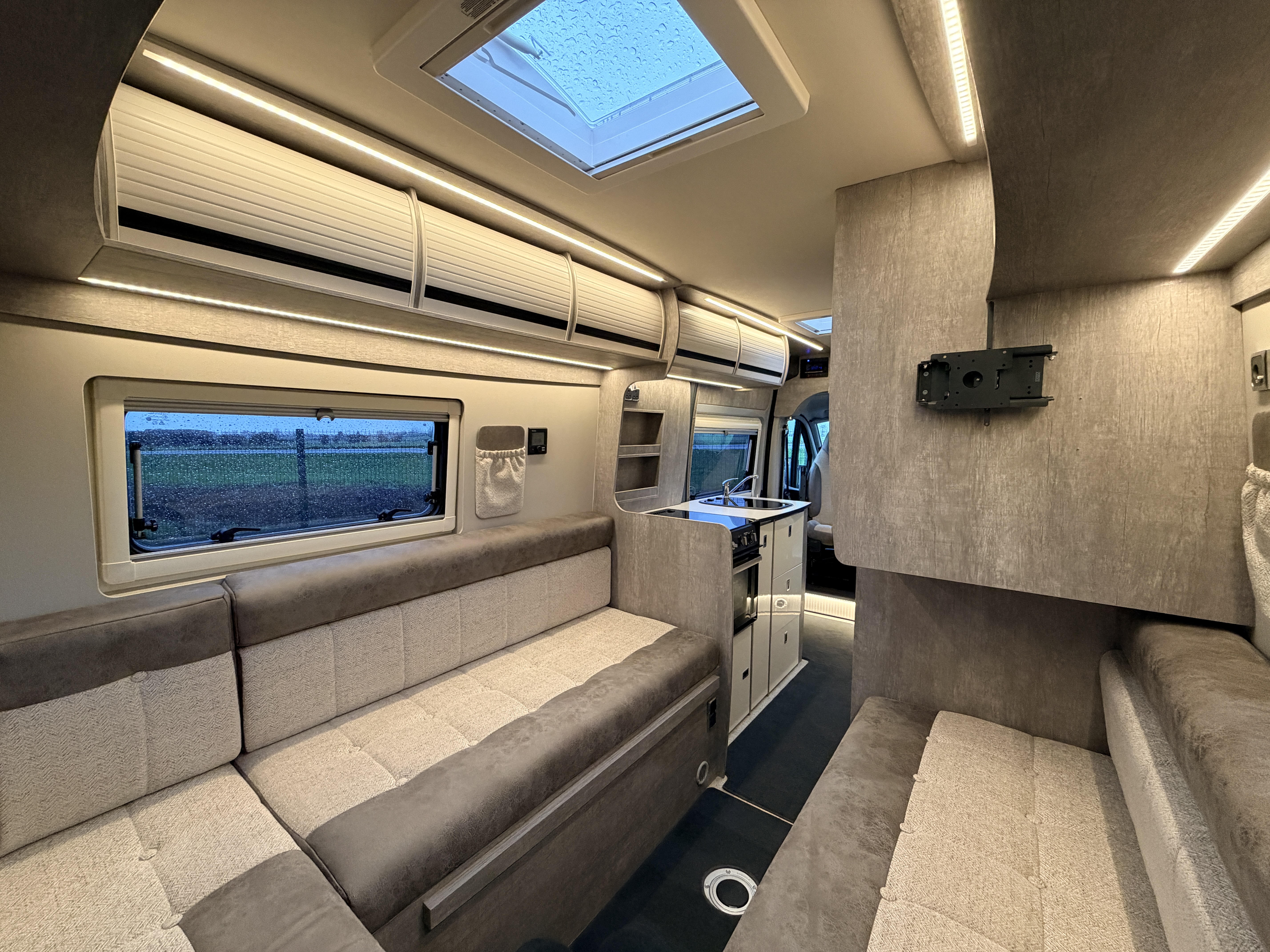 20251118 142151072 IOS