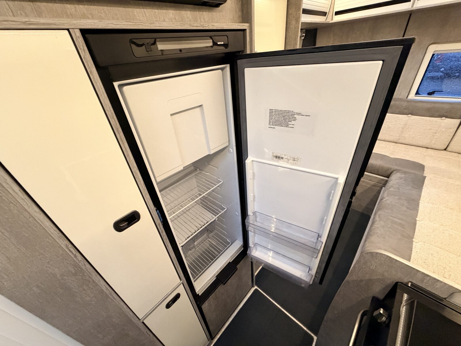 20251118 142236899 IOS