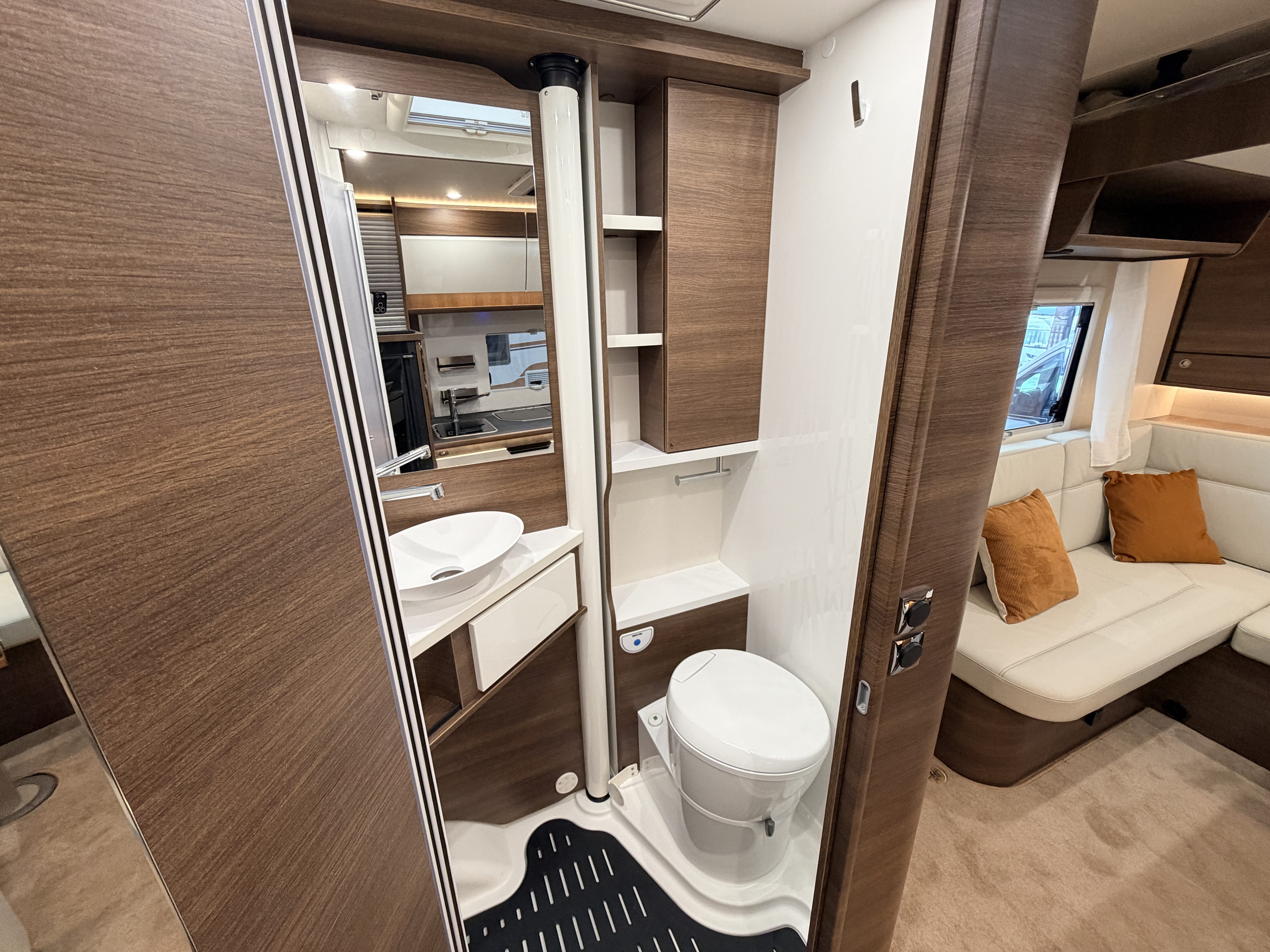 20251120 115424597 IOS Rotated