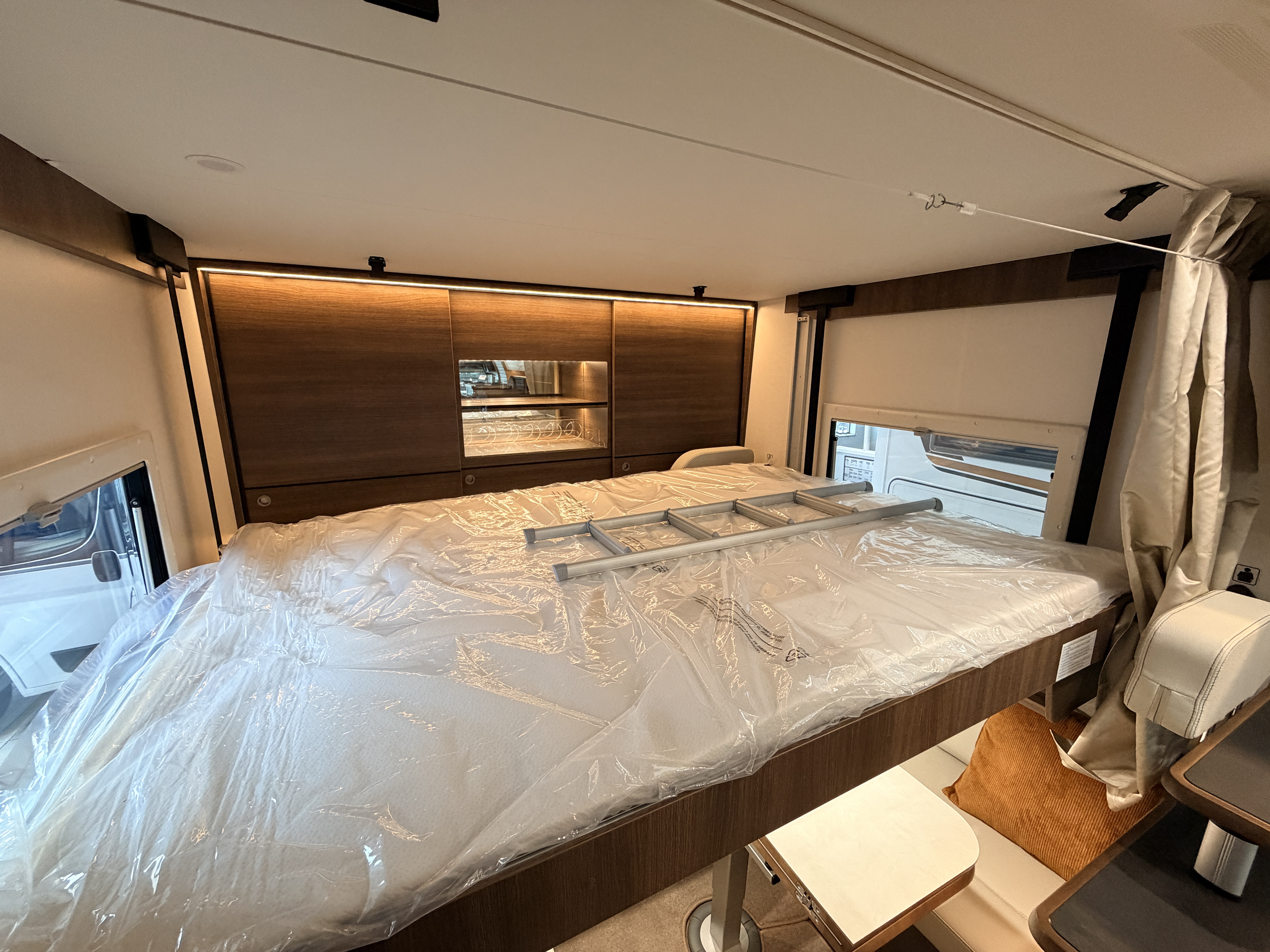 20251120 115648817 IOS