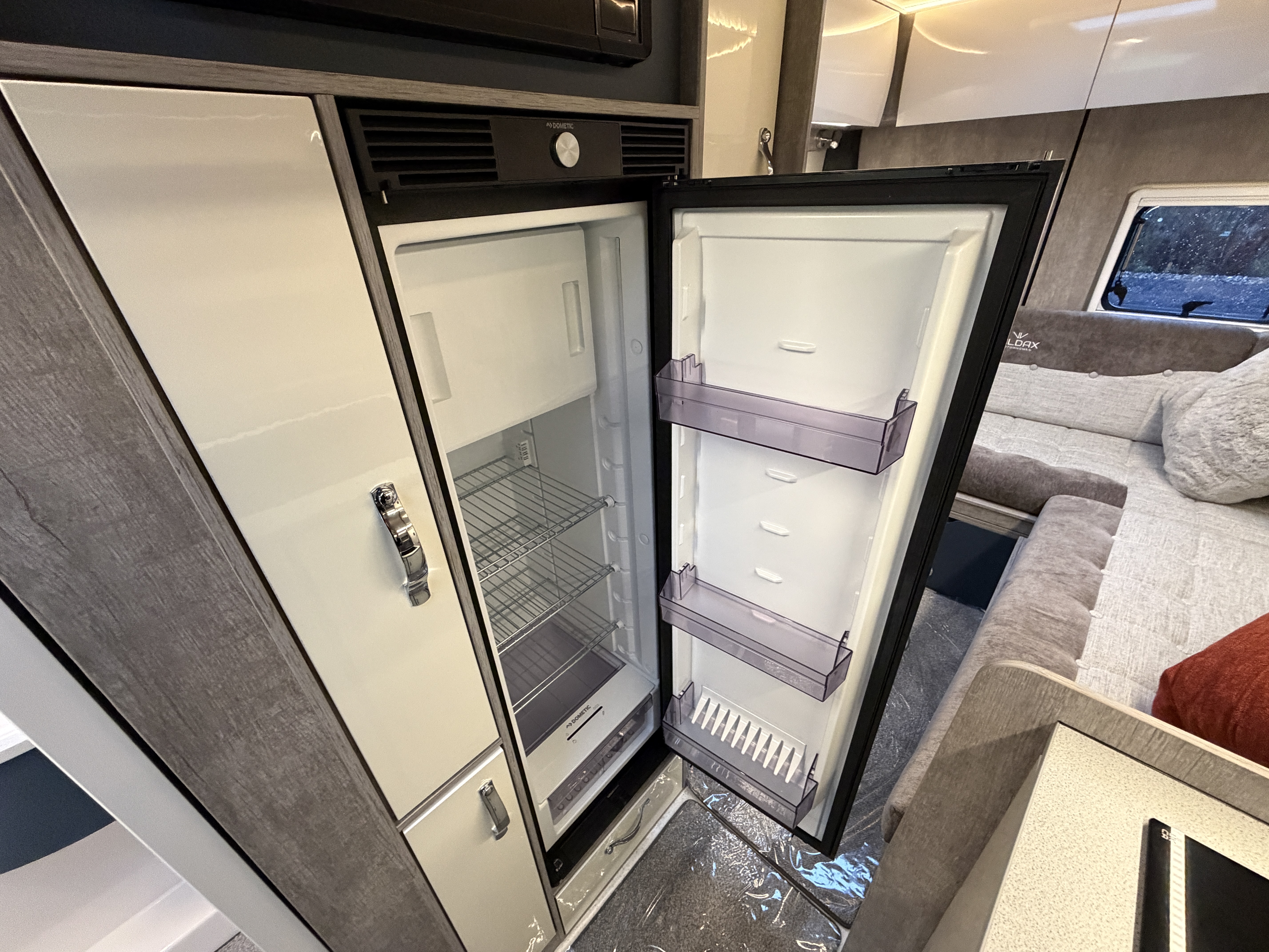 20251111 145630427 IOS