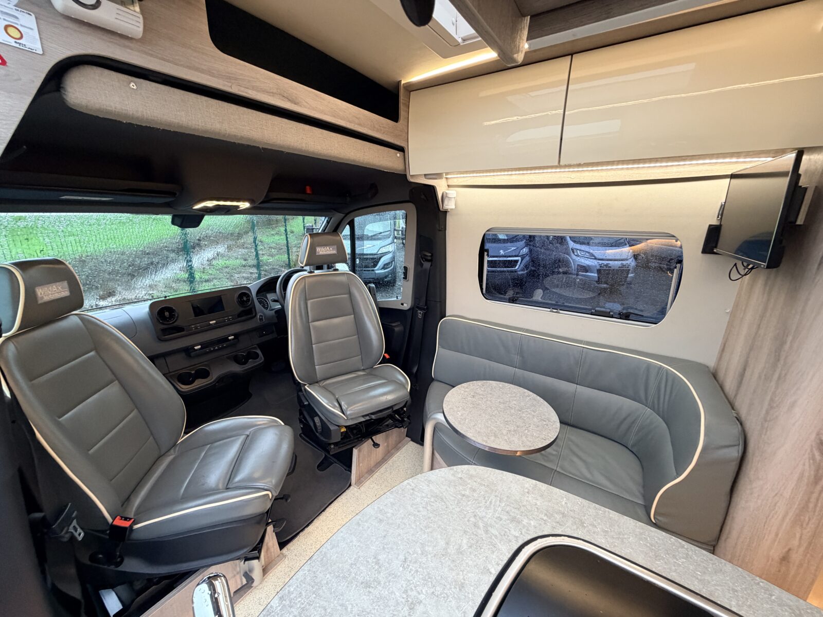 20251129 094651589 IOS