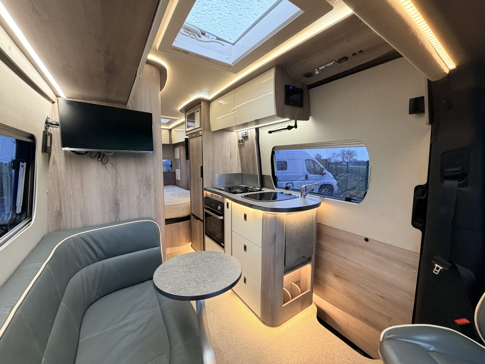 20251129 094807007 IOS