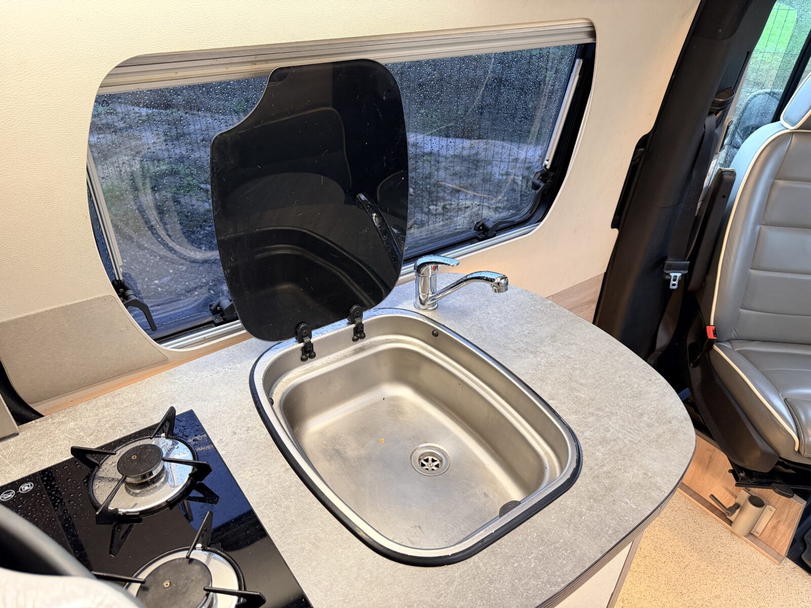 20251129 095029567 IOS