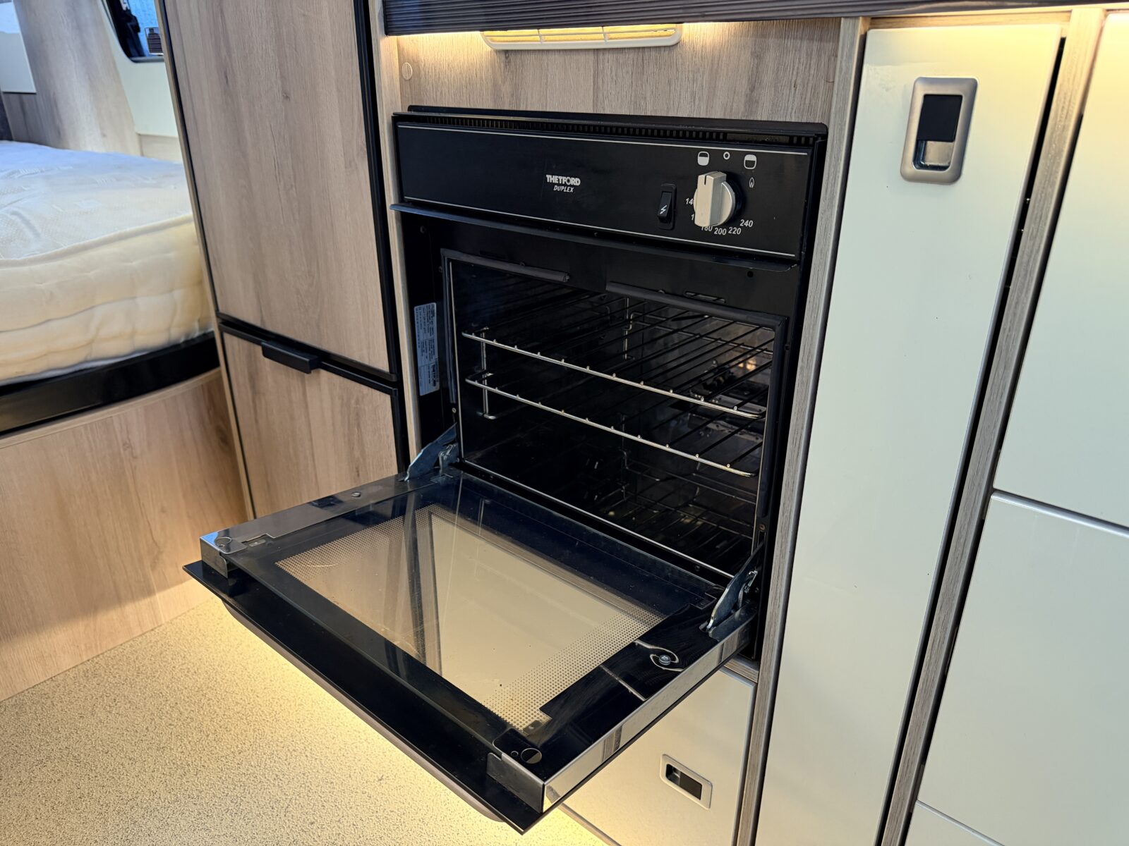 20251129 095058755 IOS