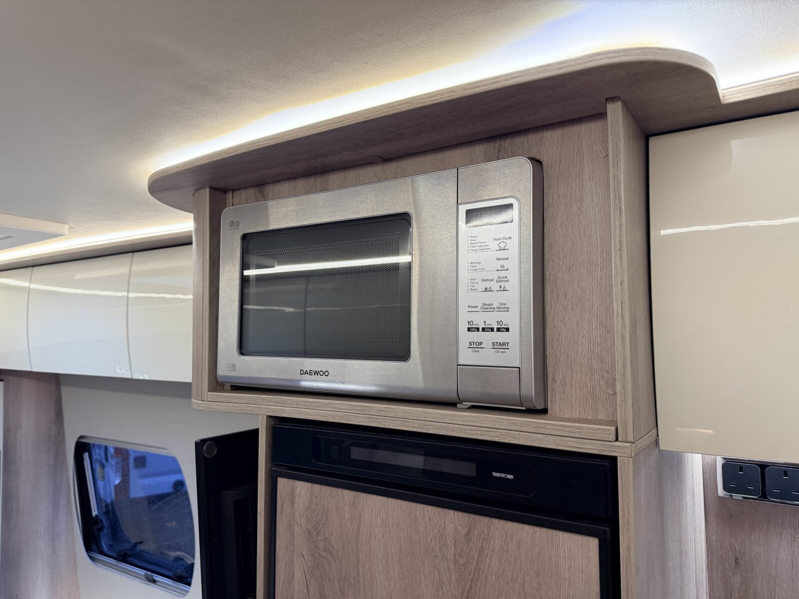 20251129 095109593 IOS