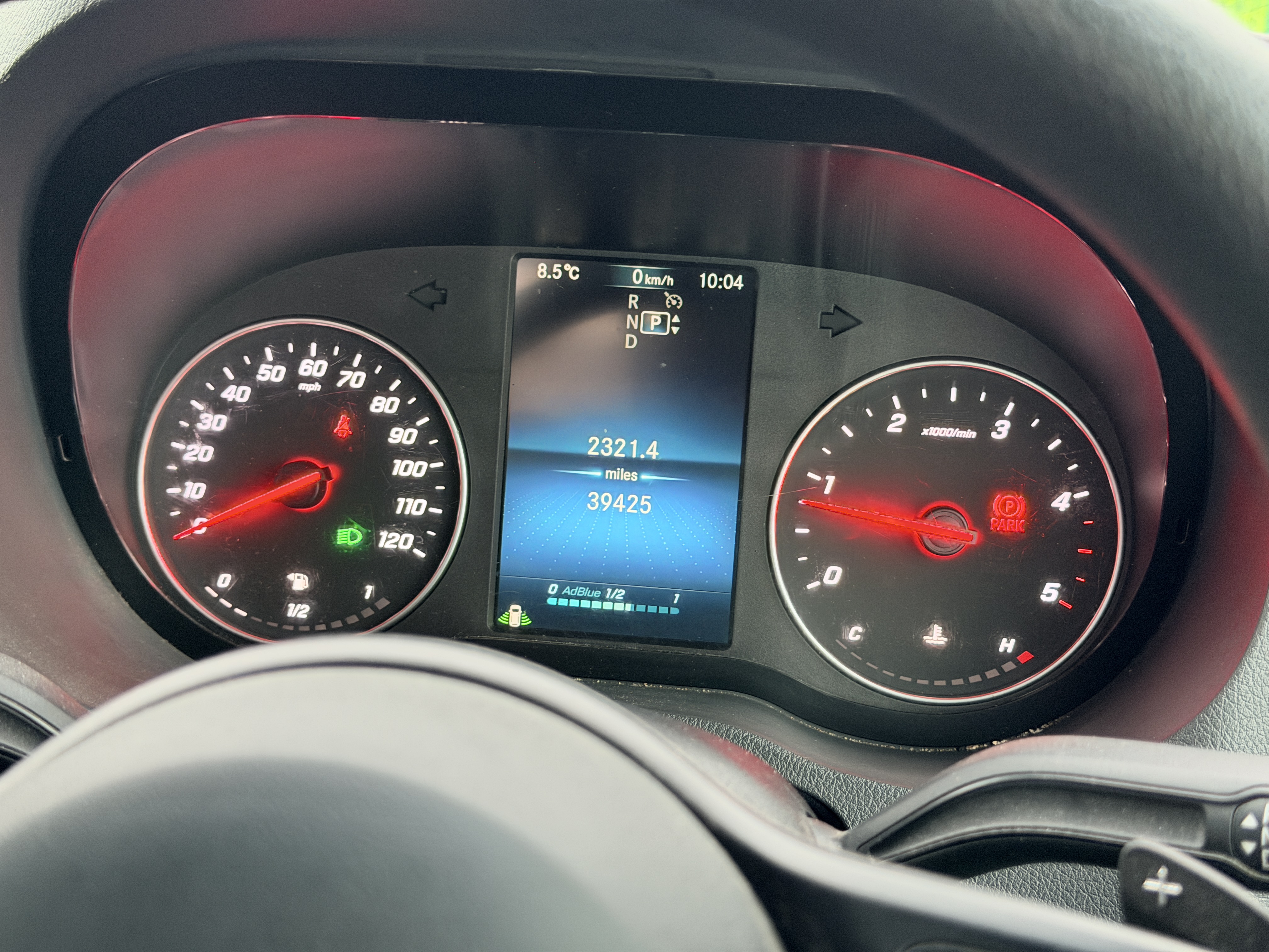 20251129 100408151 IOS