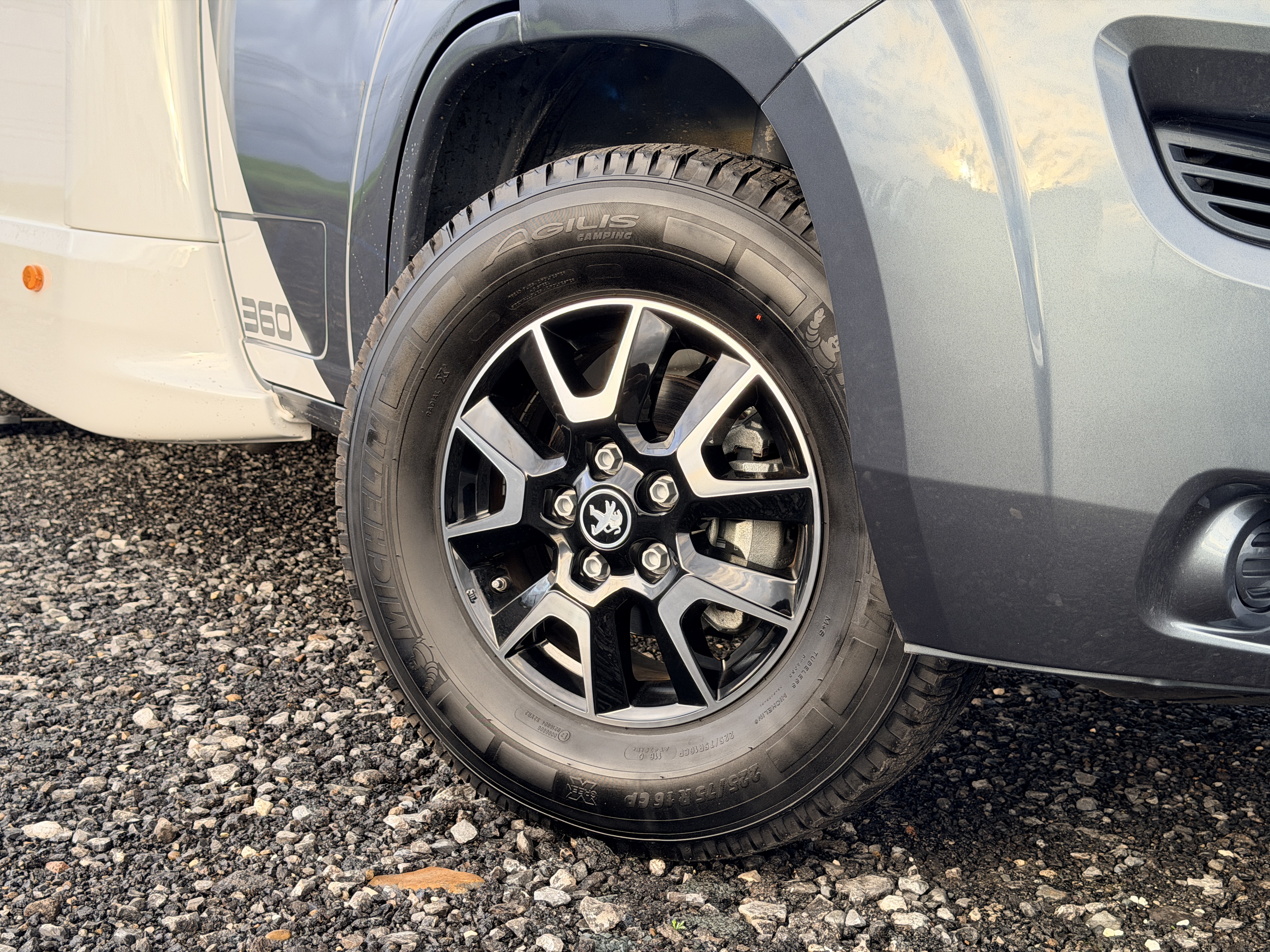 20251206 141534329 IOS