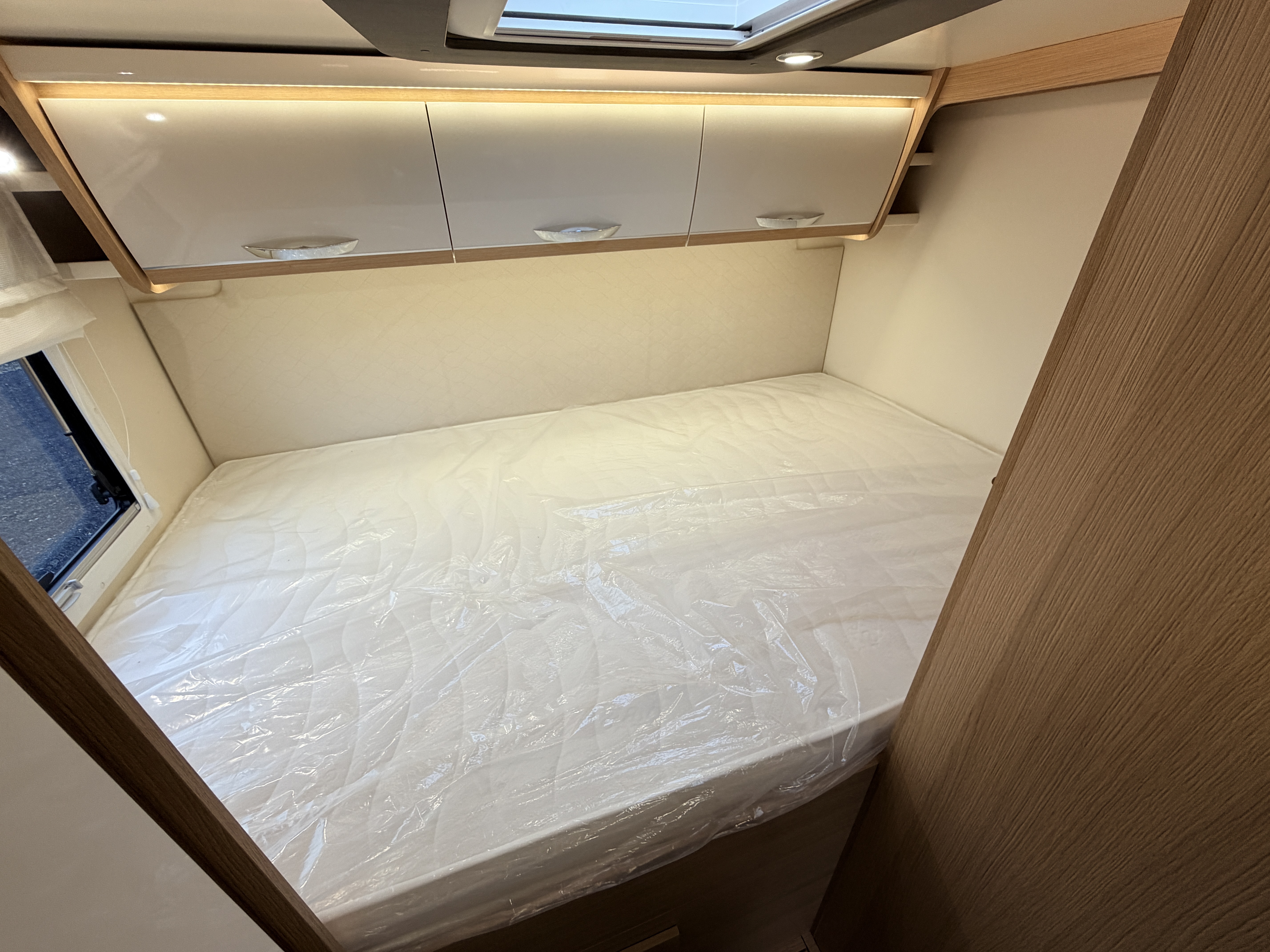 20251206 142830025 IOS