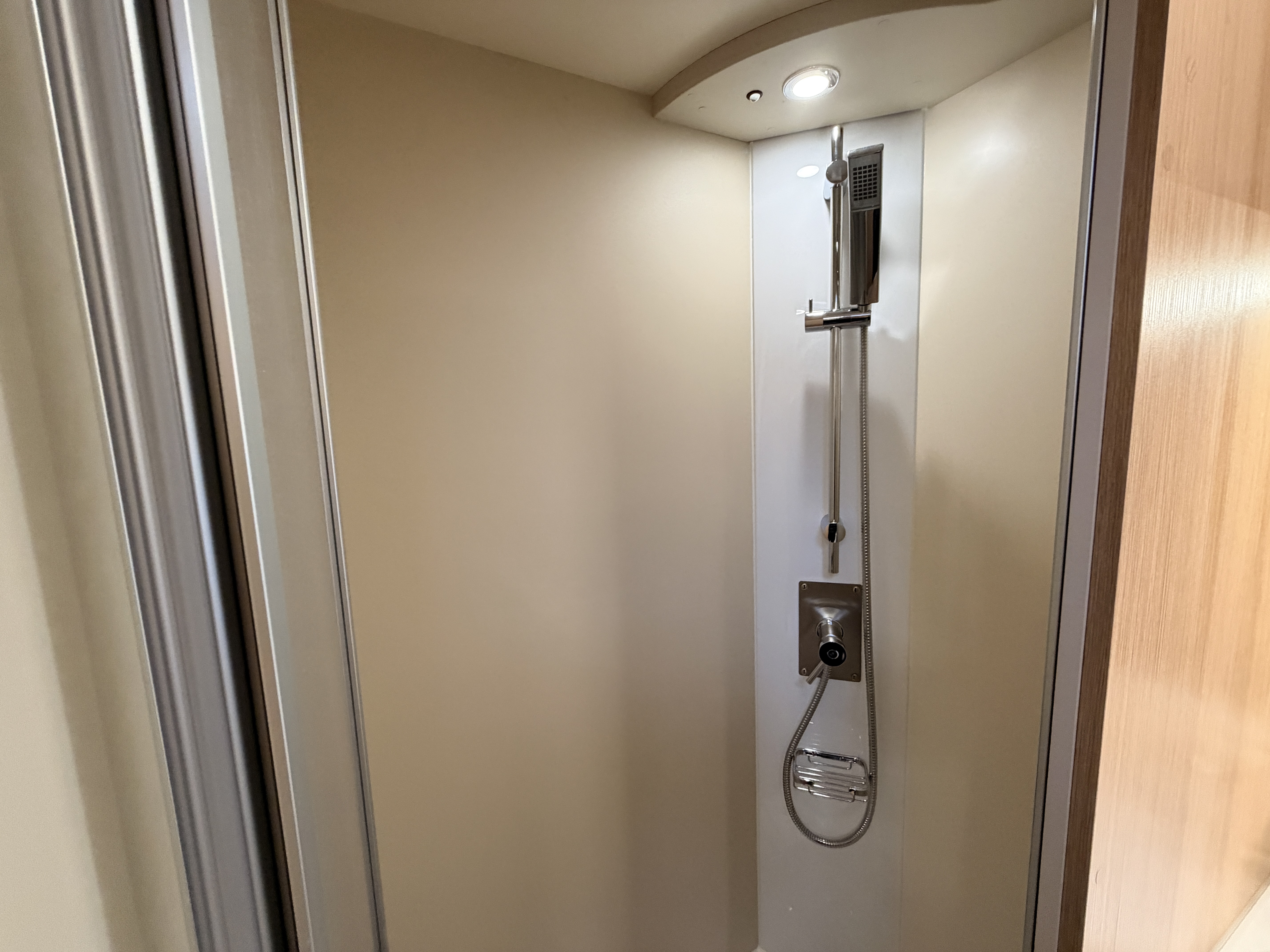 20251206 142913213 IOS