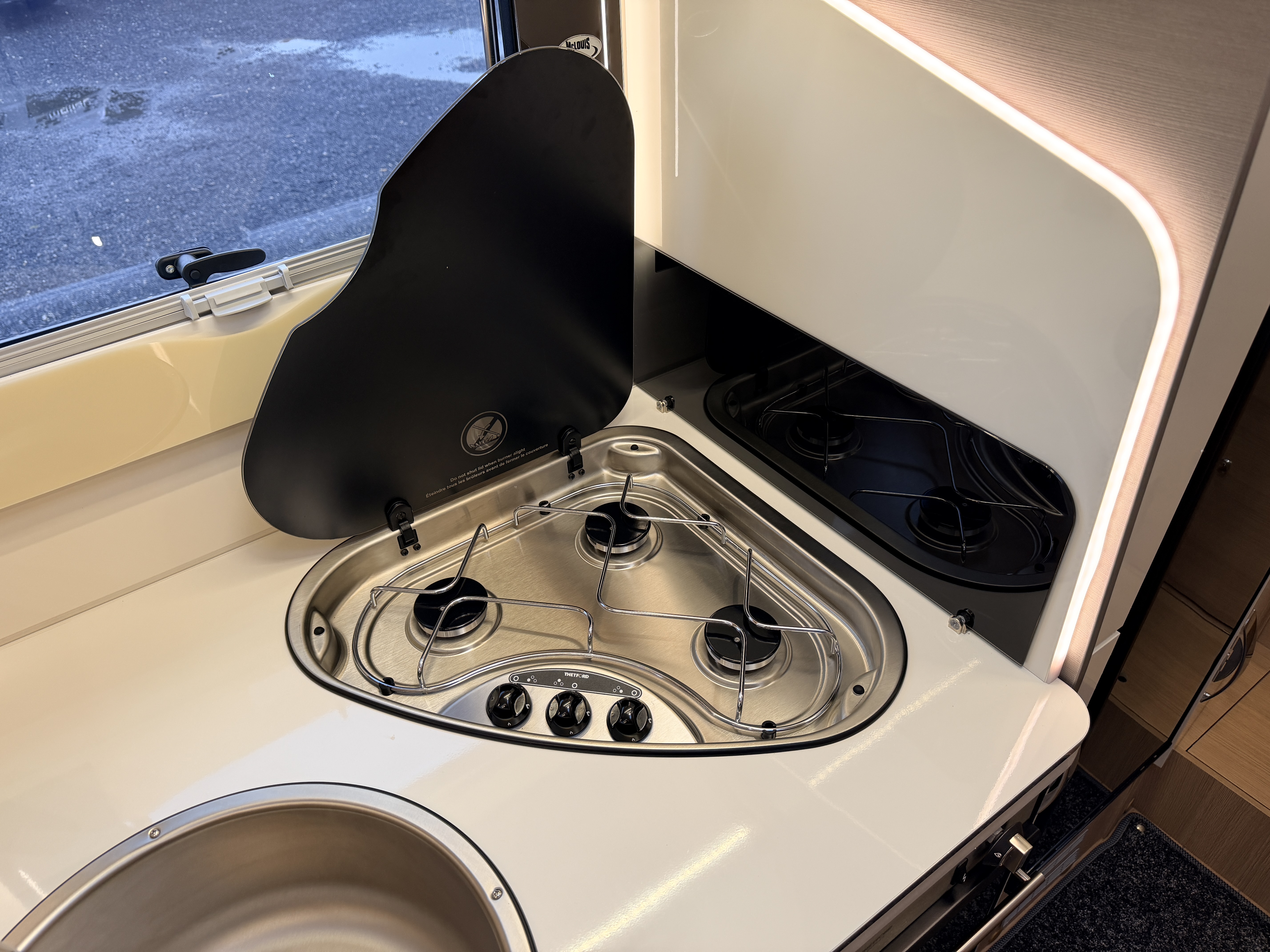 20251206 142952089 IOS