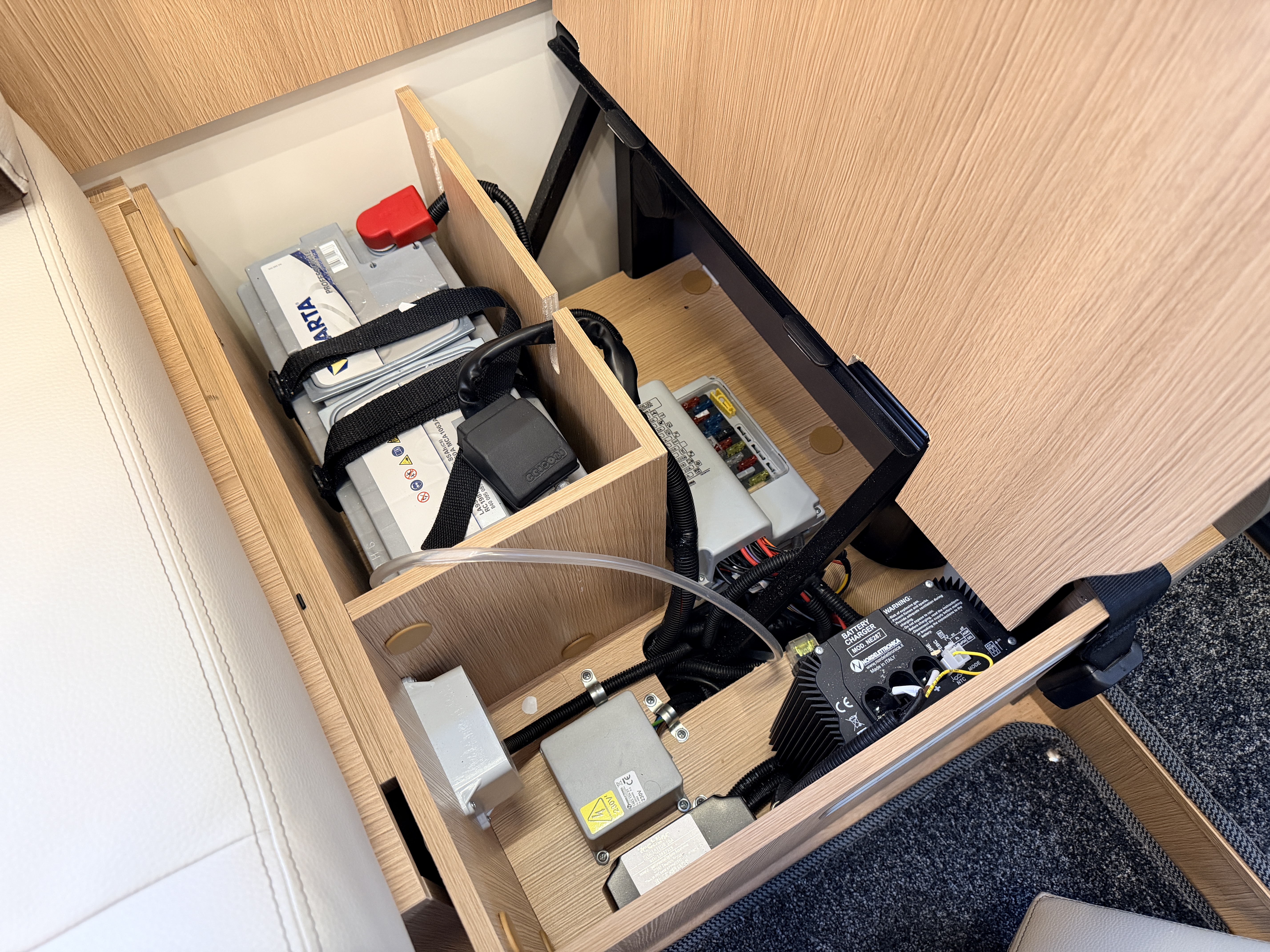 20251206 143622494 IOS