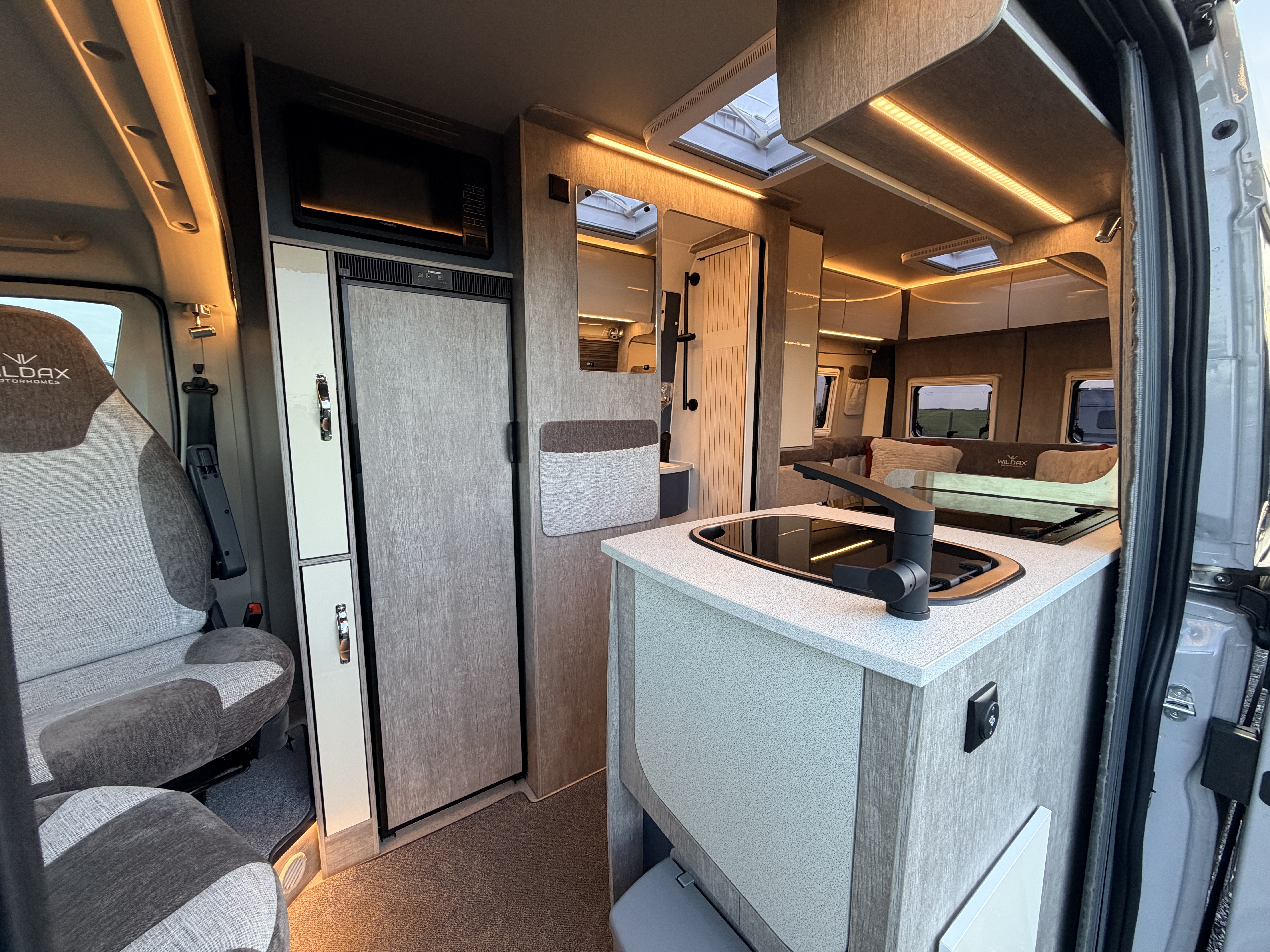 20251208 145613093 IOS