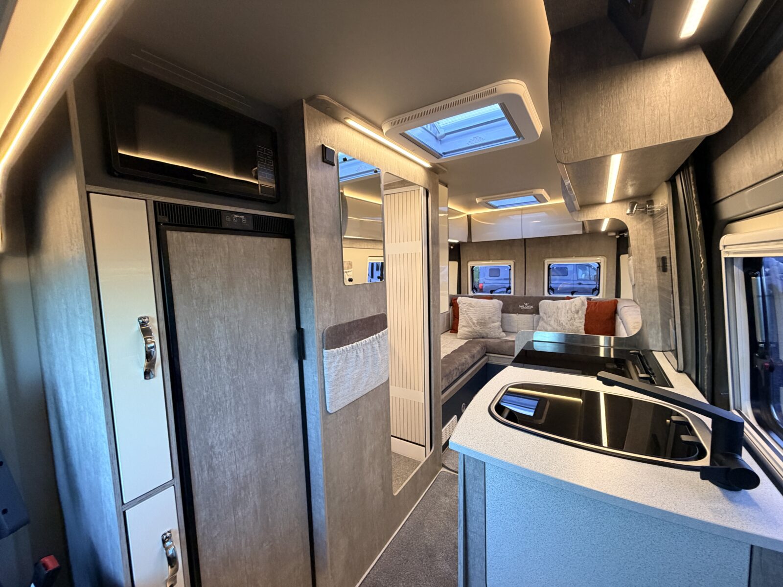 20251208 145623335 IOS