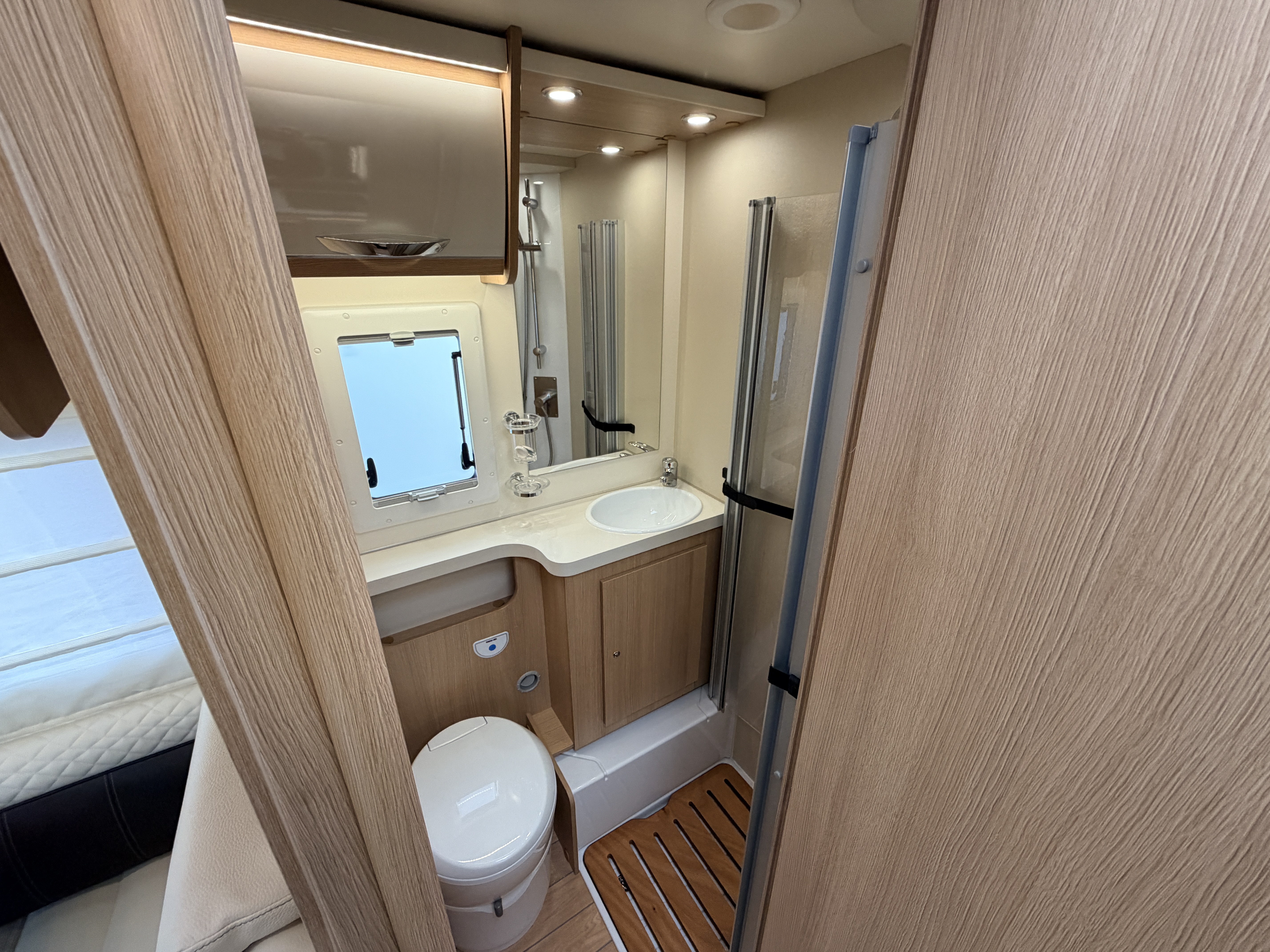 20260109 110212683 IOS