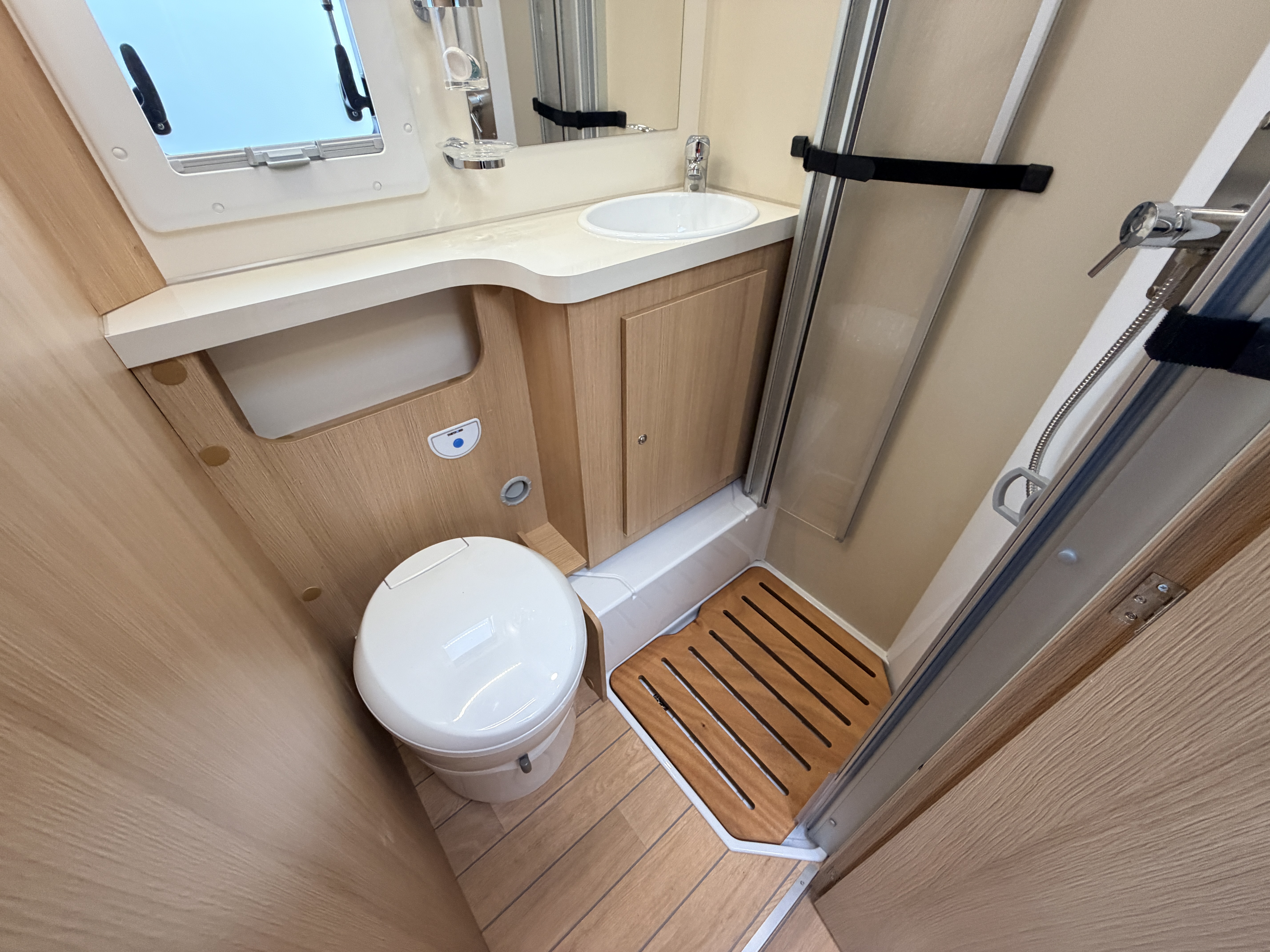 20260109 110215482 IOS