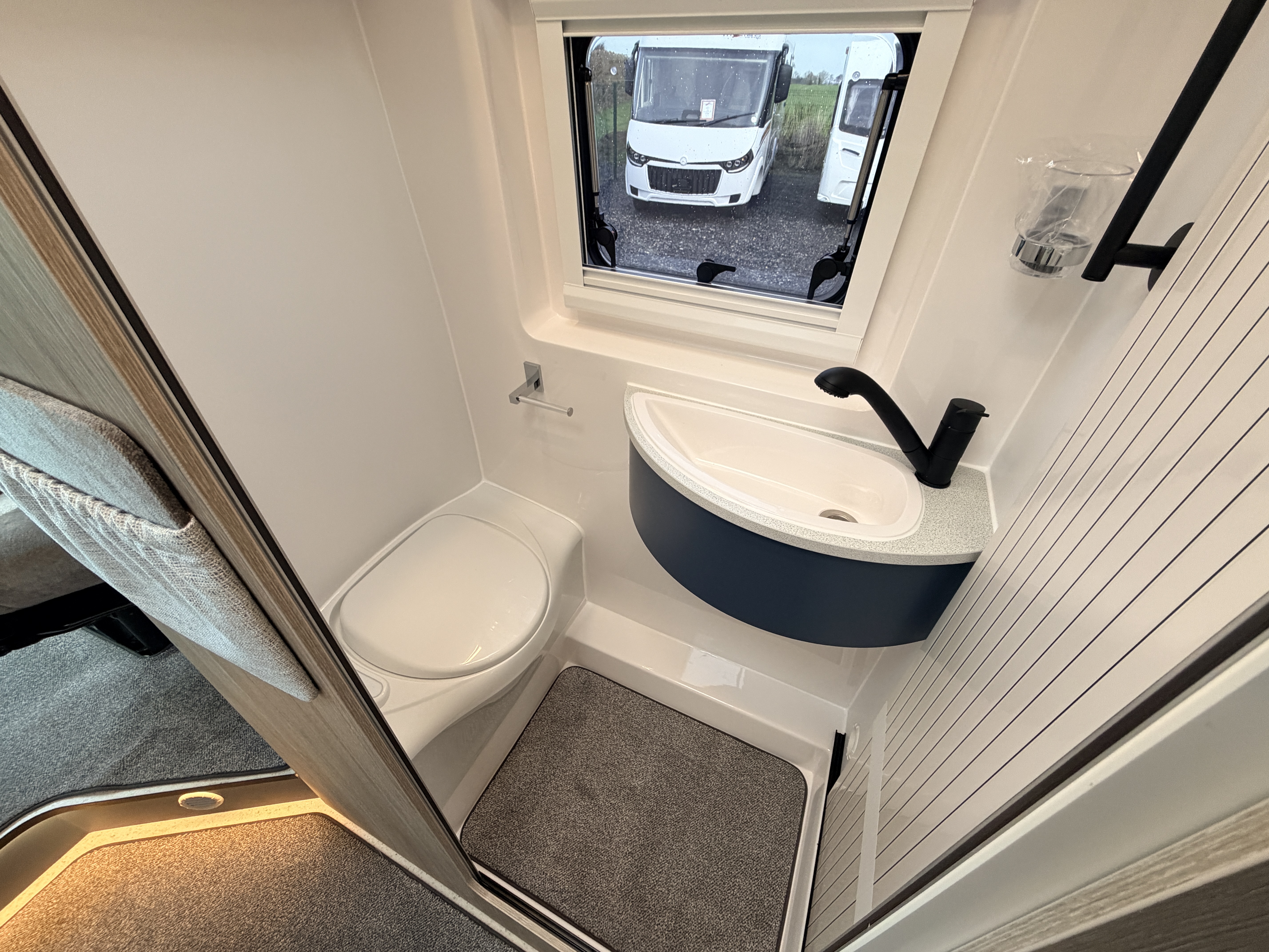 20260112 131040125 IOS